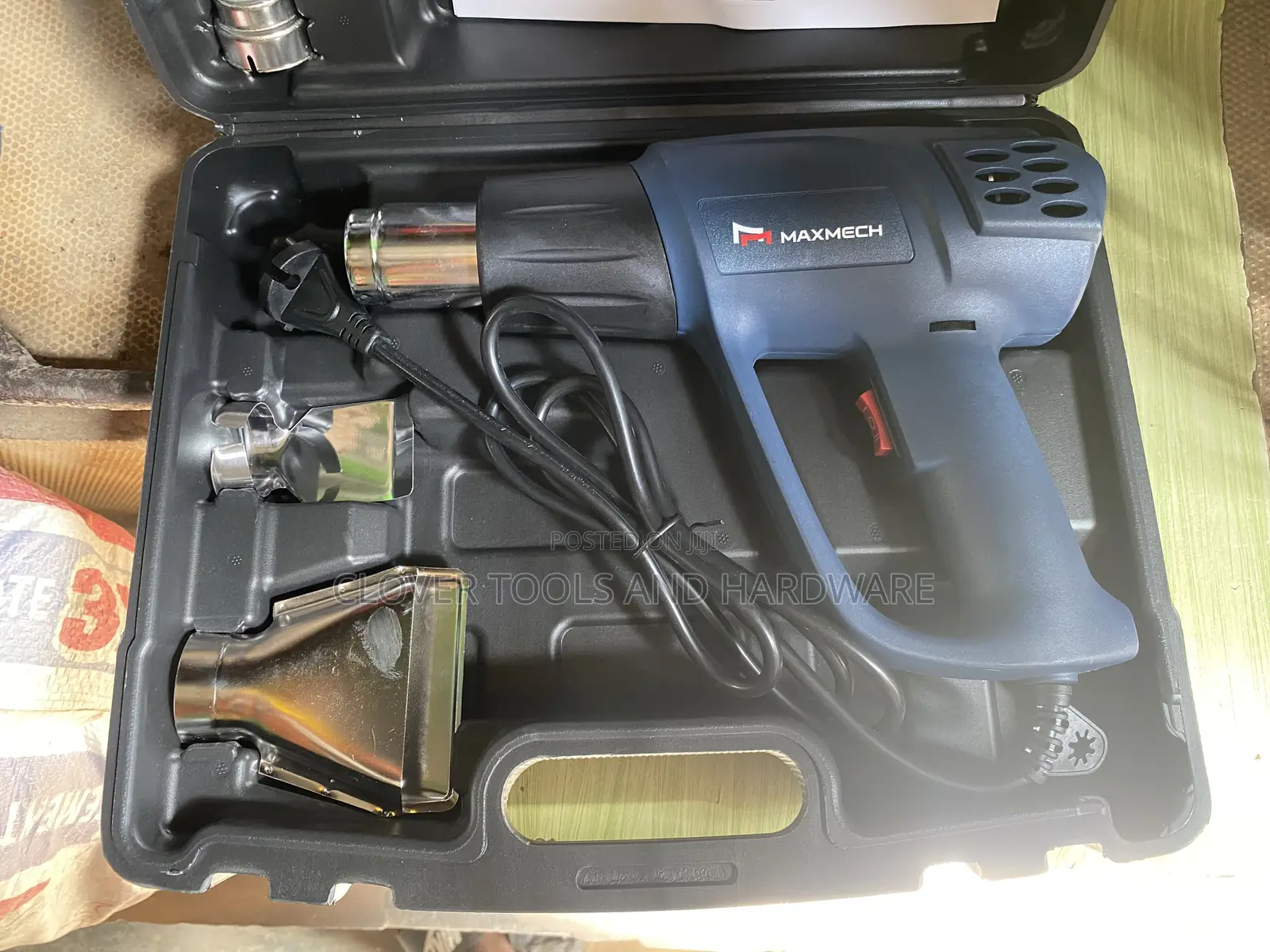 Maxmech Hot Air Gun With Accessories 2000w