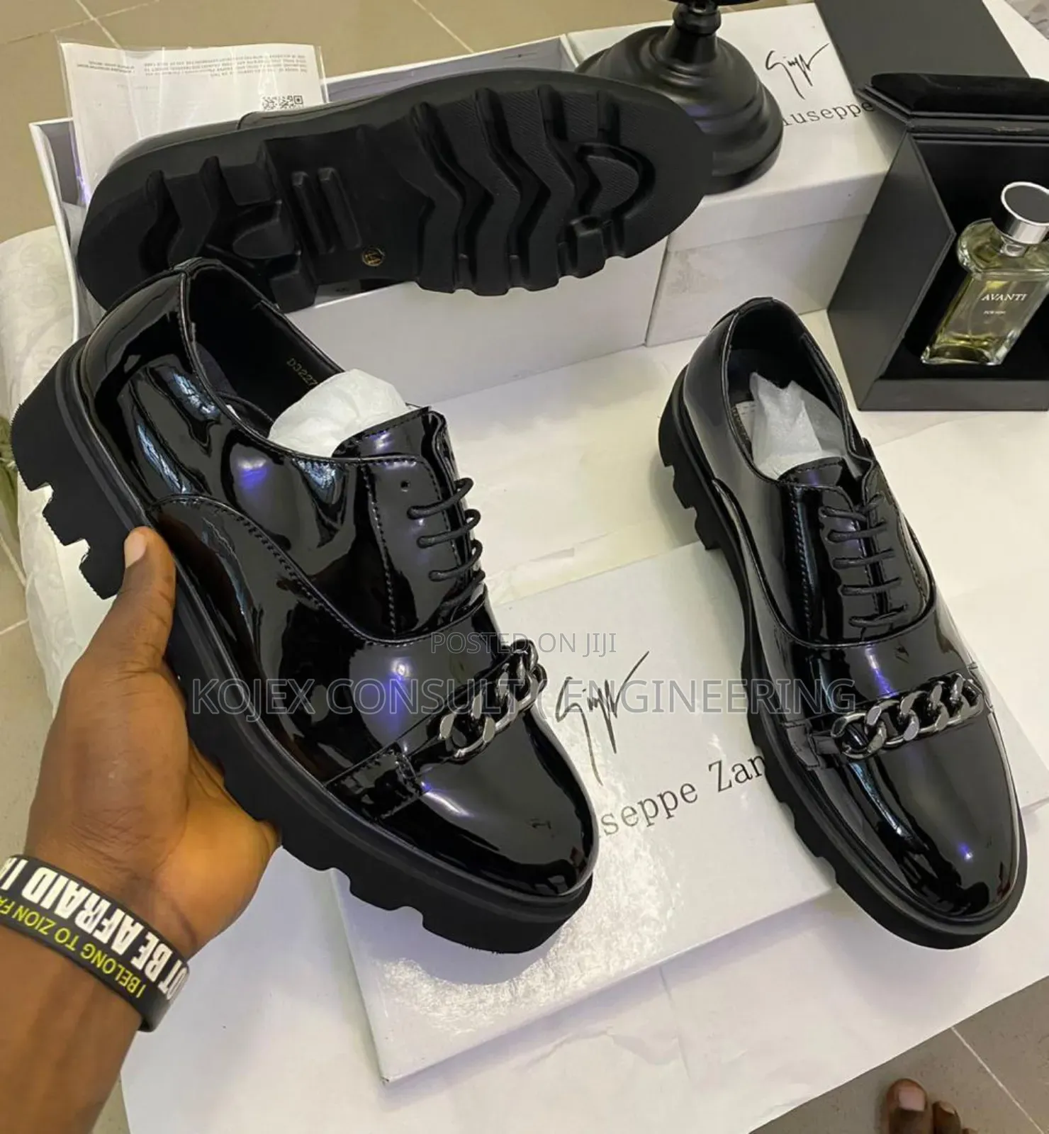 Gluseppe Zanotti Flat Shoe