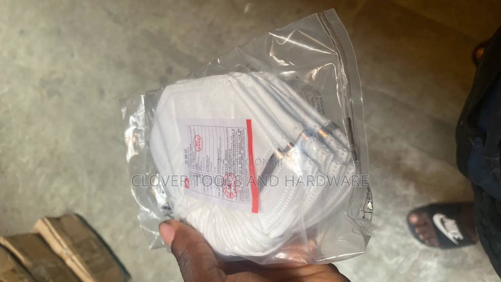 KN95 Nose Mask With Valves