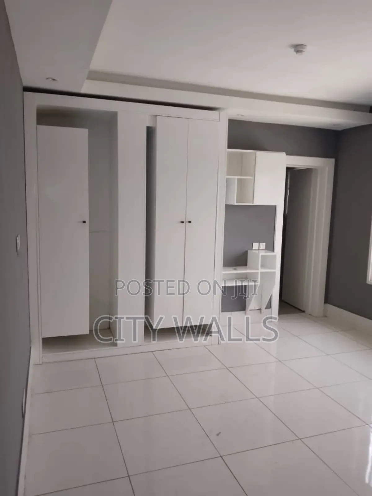 3bdrm Block of Flats in Osborne Foreshore for sale