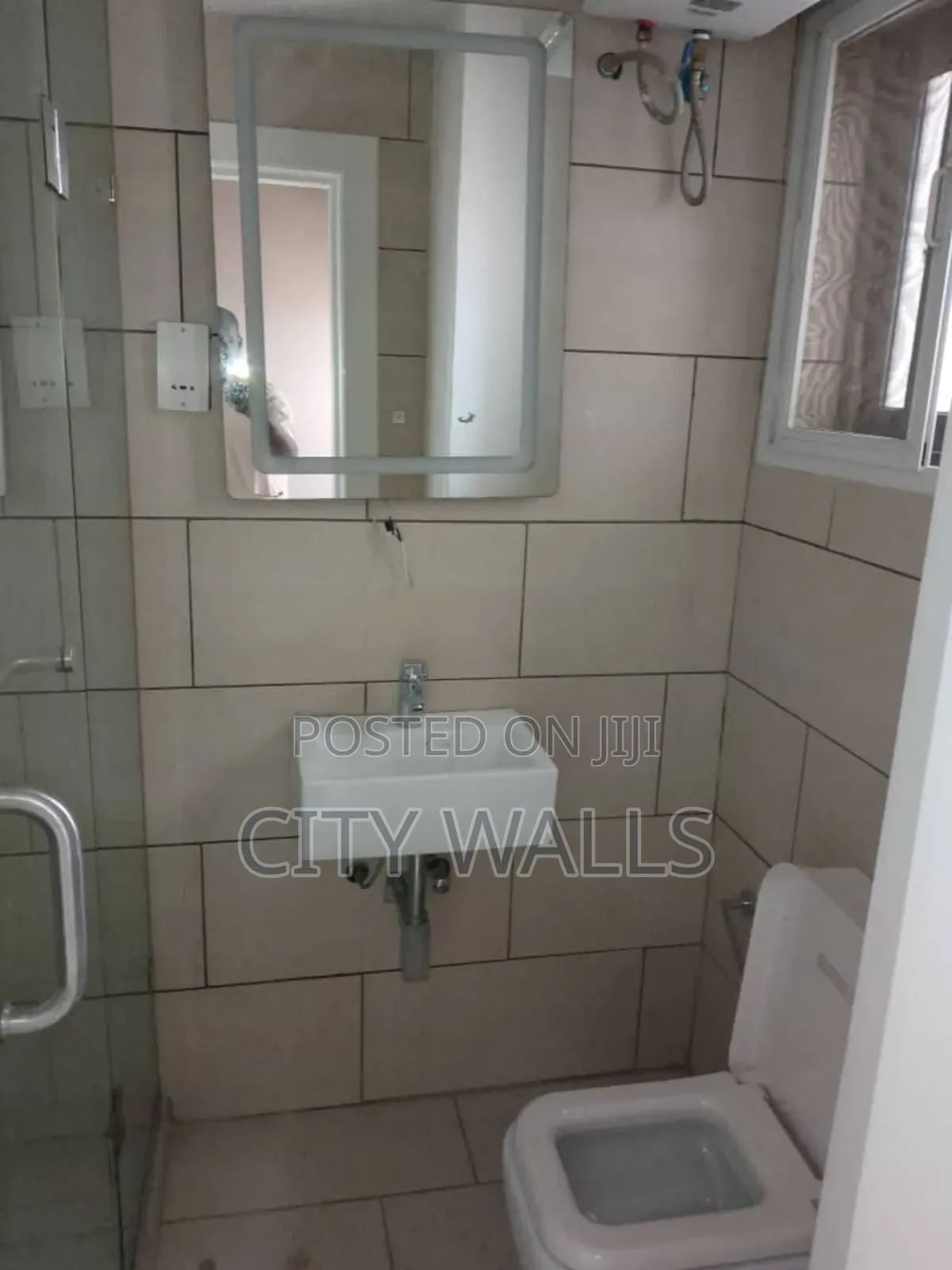 3bdrm Block of Flats in Osborne Foreshore for sale