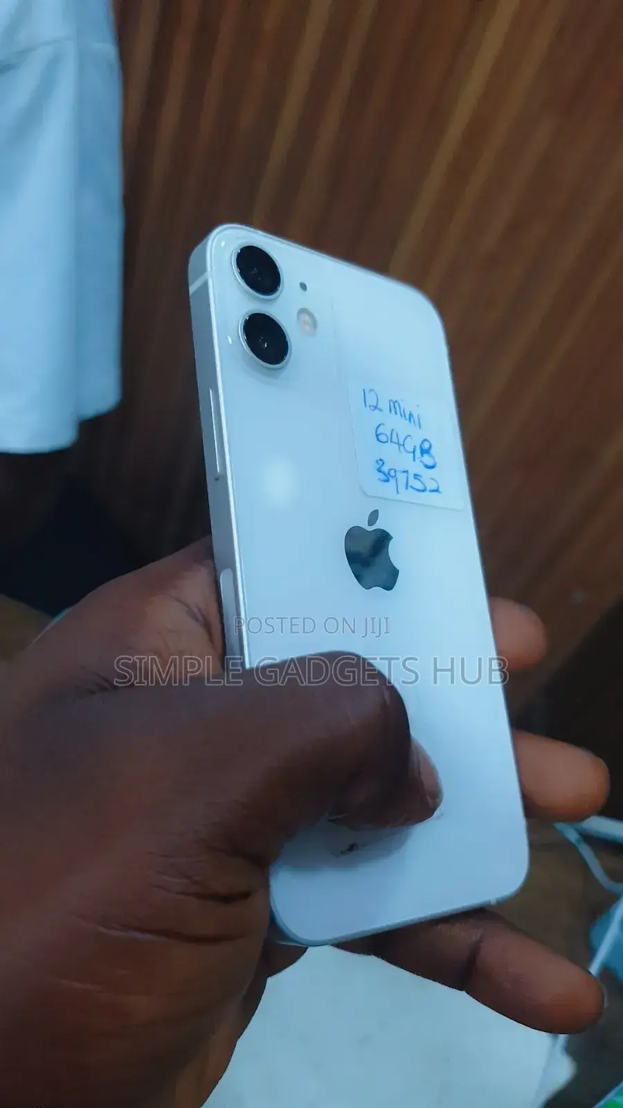 New Apple iPhone 12 mini 64 GB