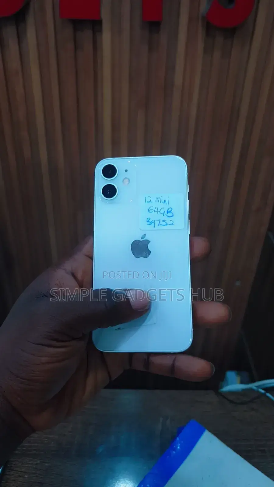 New Apple iPhone 12 mini 64 GB