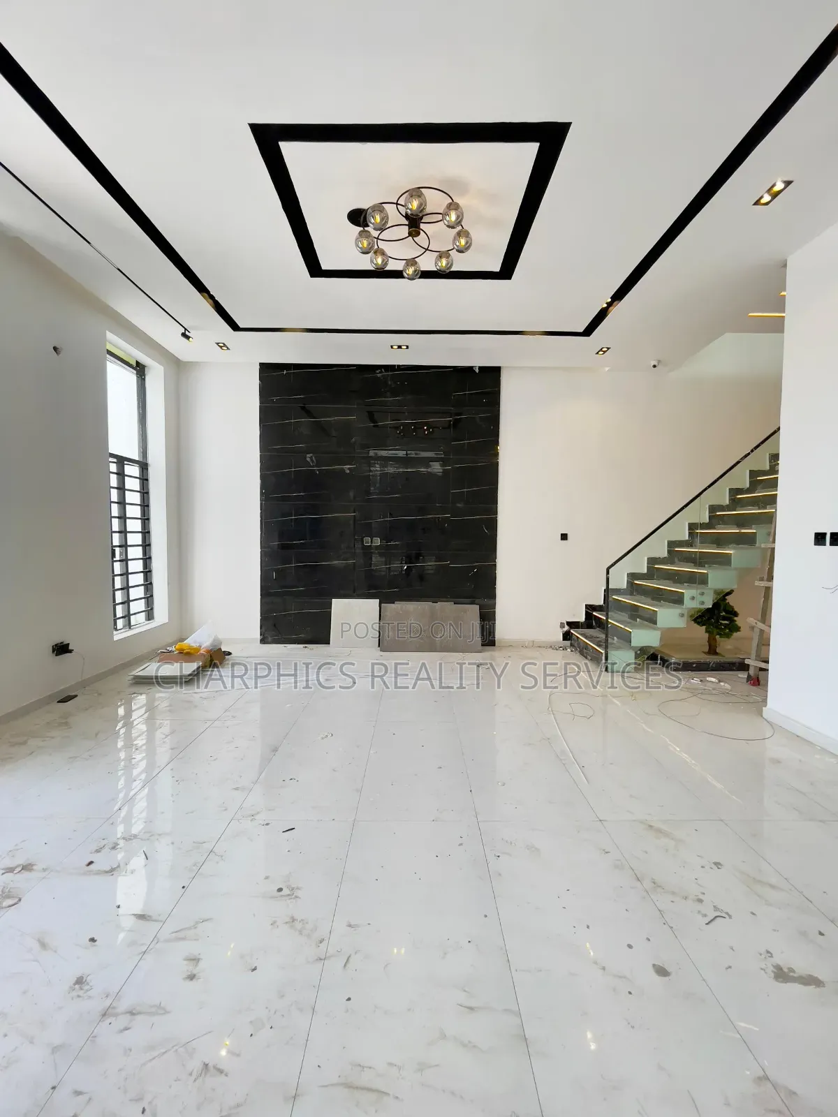 4bdrm Duplex in Ikota for sale