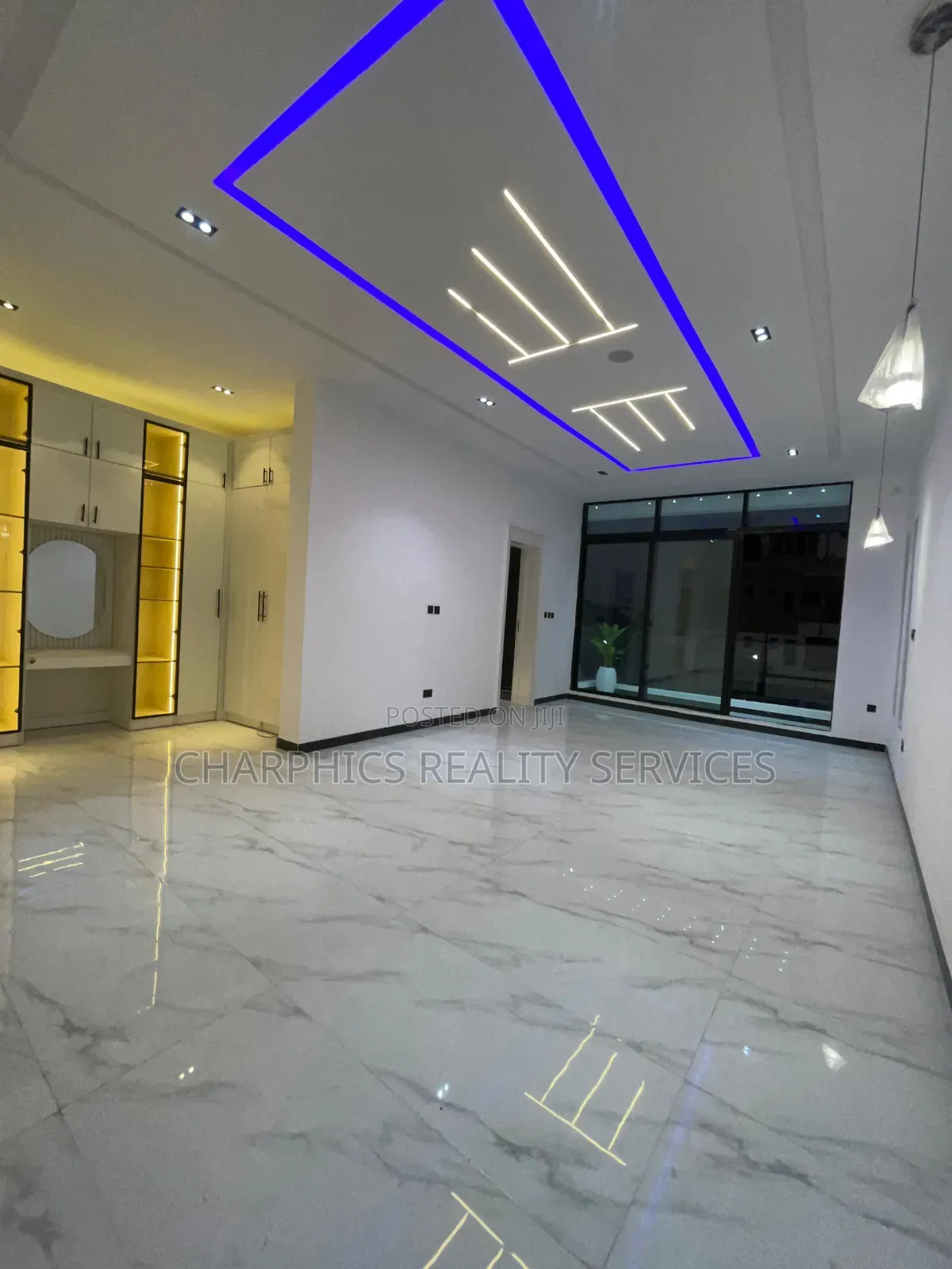 5bdrm Duplex in Ikate for sale