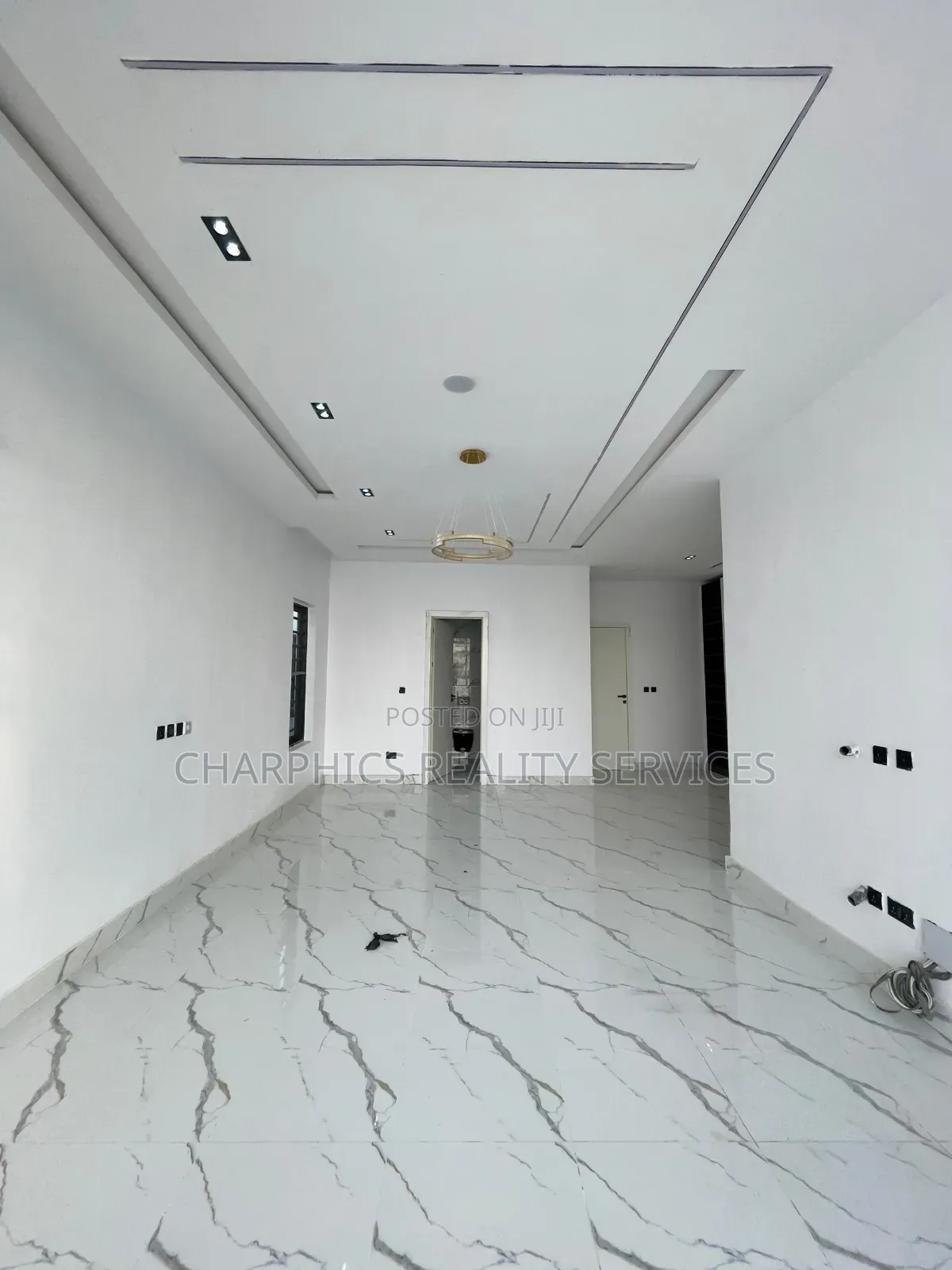 5bdrm Duplex in Ajah for sale