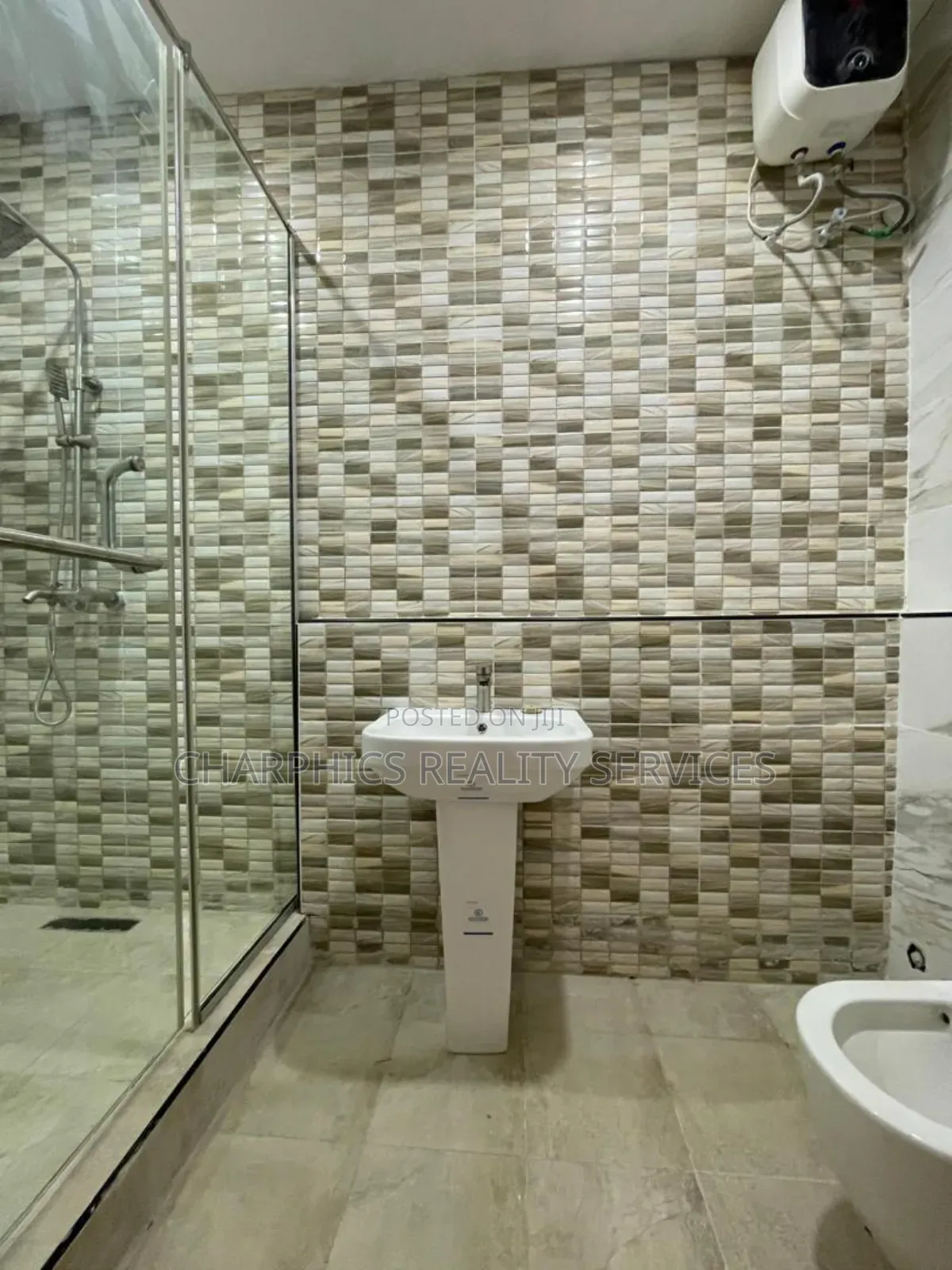4bdrm Duplex in Osapa london for sale