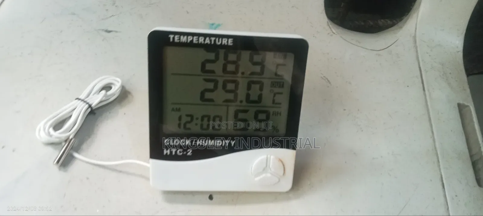 Digital Temperature Meter