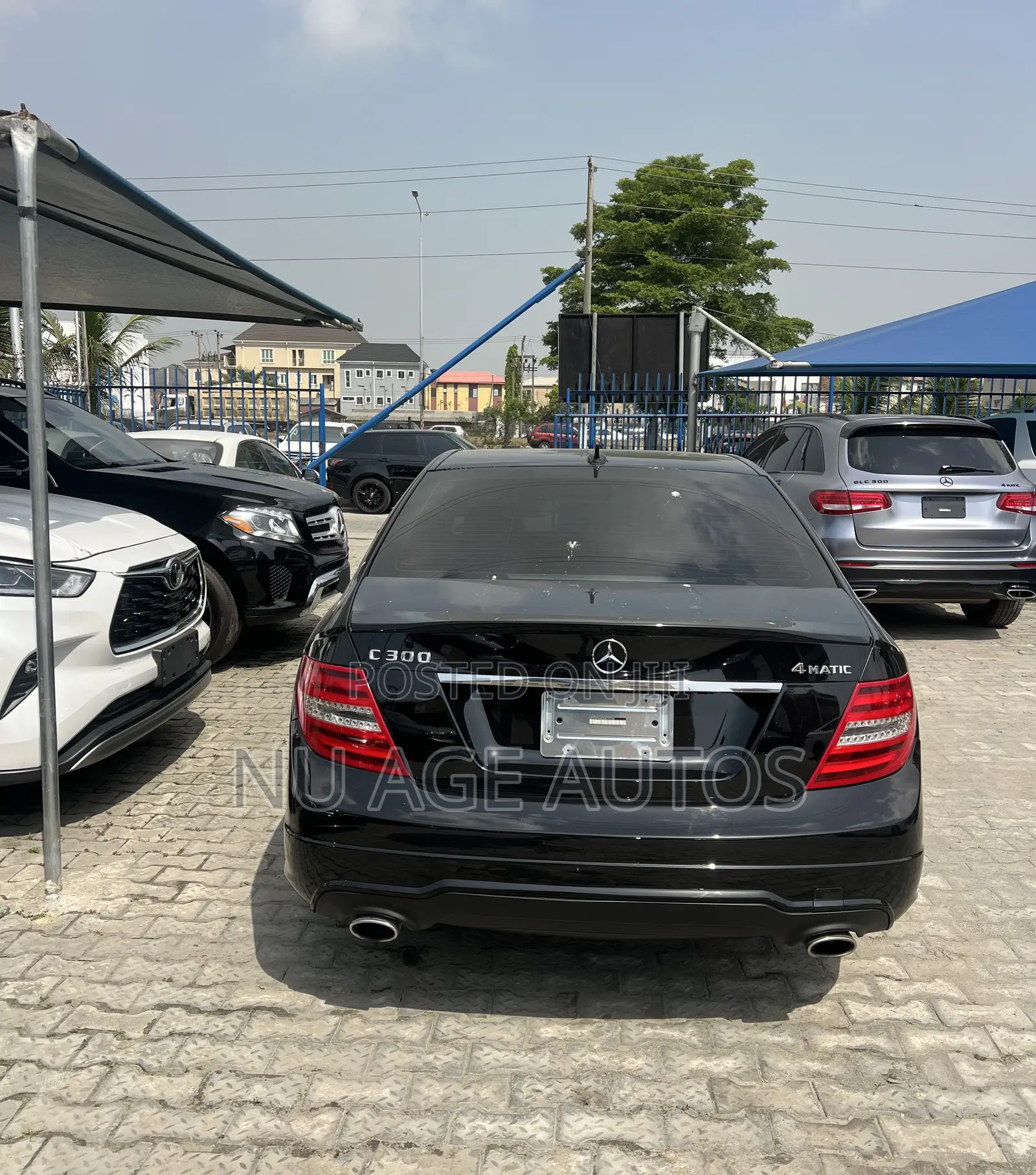 Mercedes-Benz C300 2013 Black