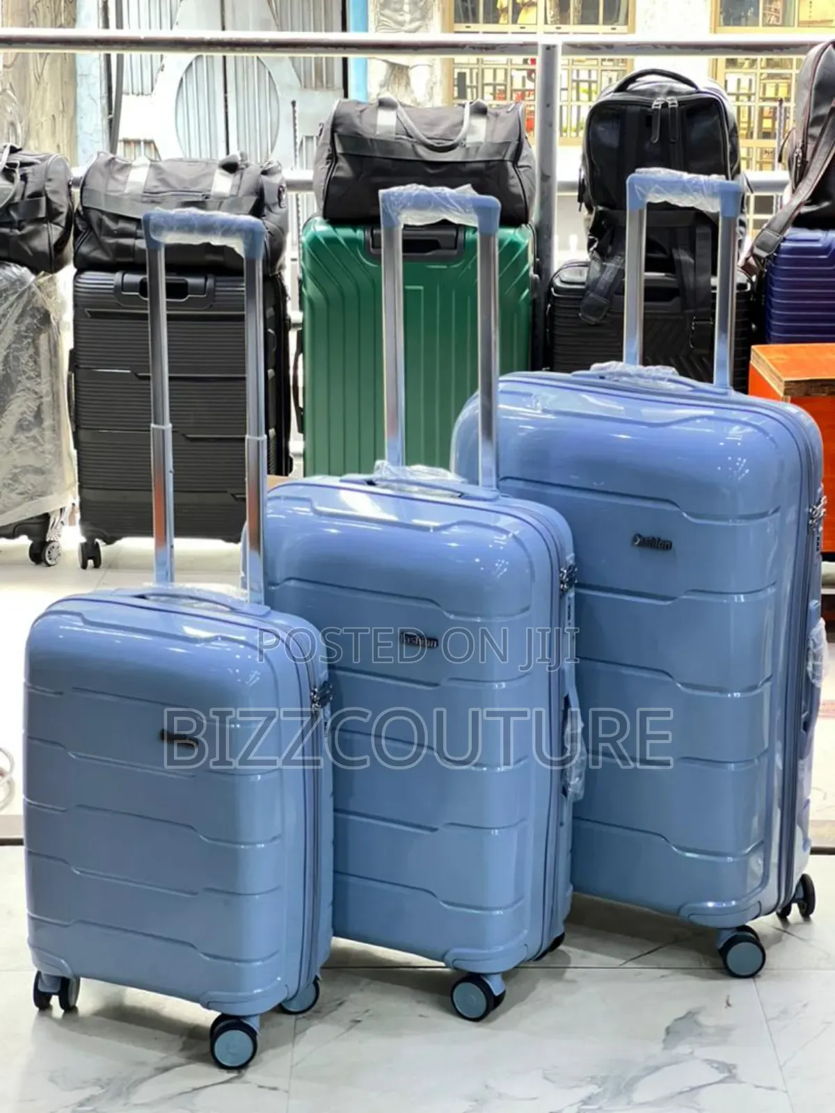 Original Luxury Traveling Boxes Available in Store