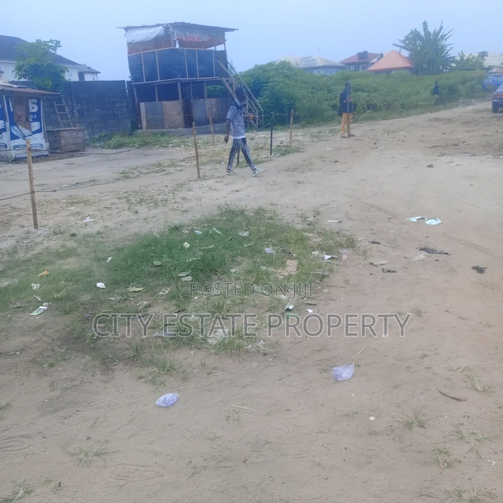 One Plot of Land Fenced Round for Commercial Usage for Lease