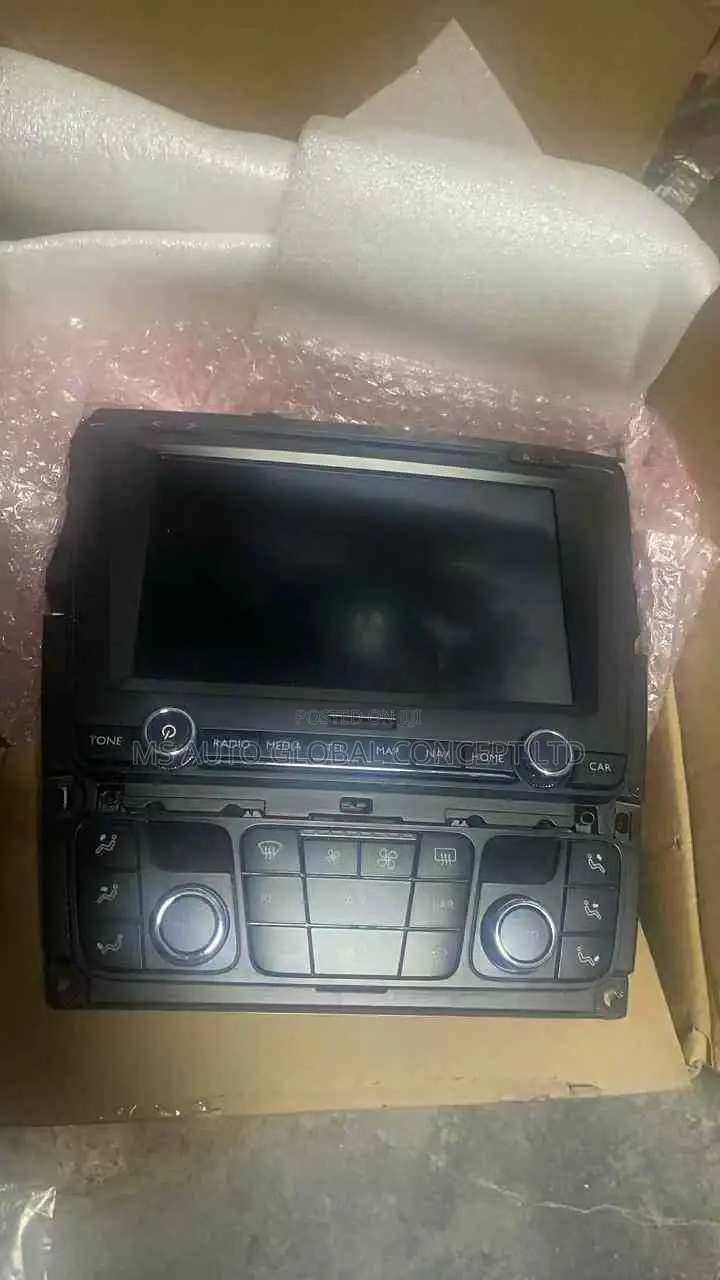 Bentley GT 2014 Radio