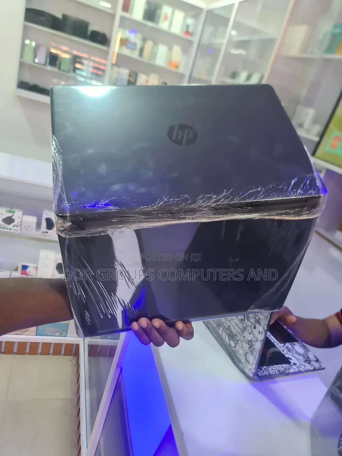Laptop HP 15-F272wm 4GB Intel Pentium HDD+SSD 1T