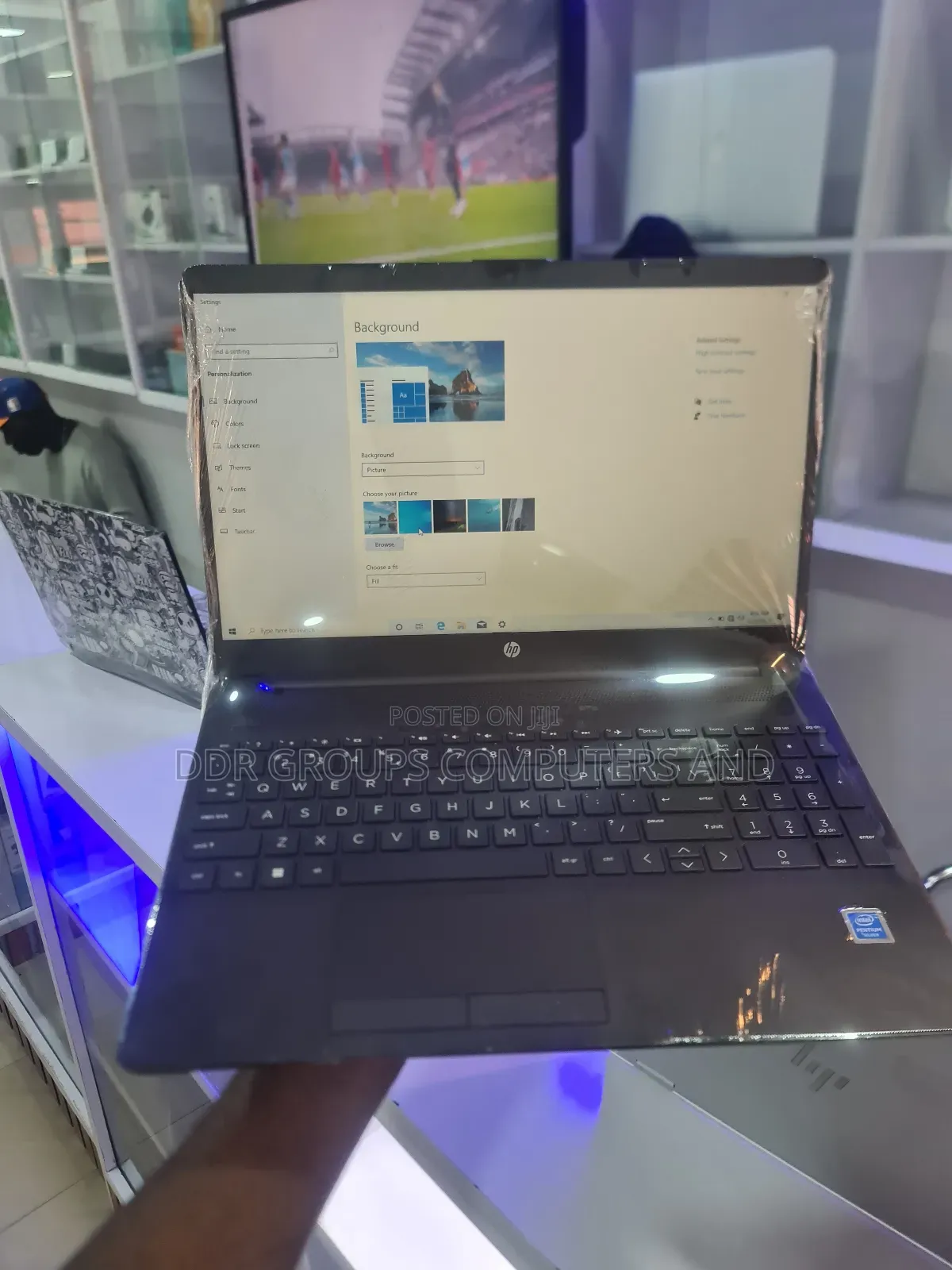 Laptop HP 15-F272wm 4GB Intel Pentium HDD+SSD 1T