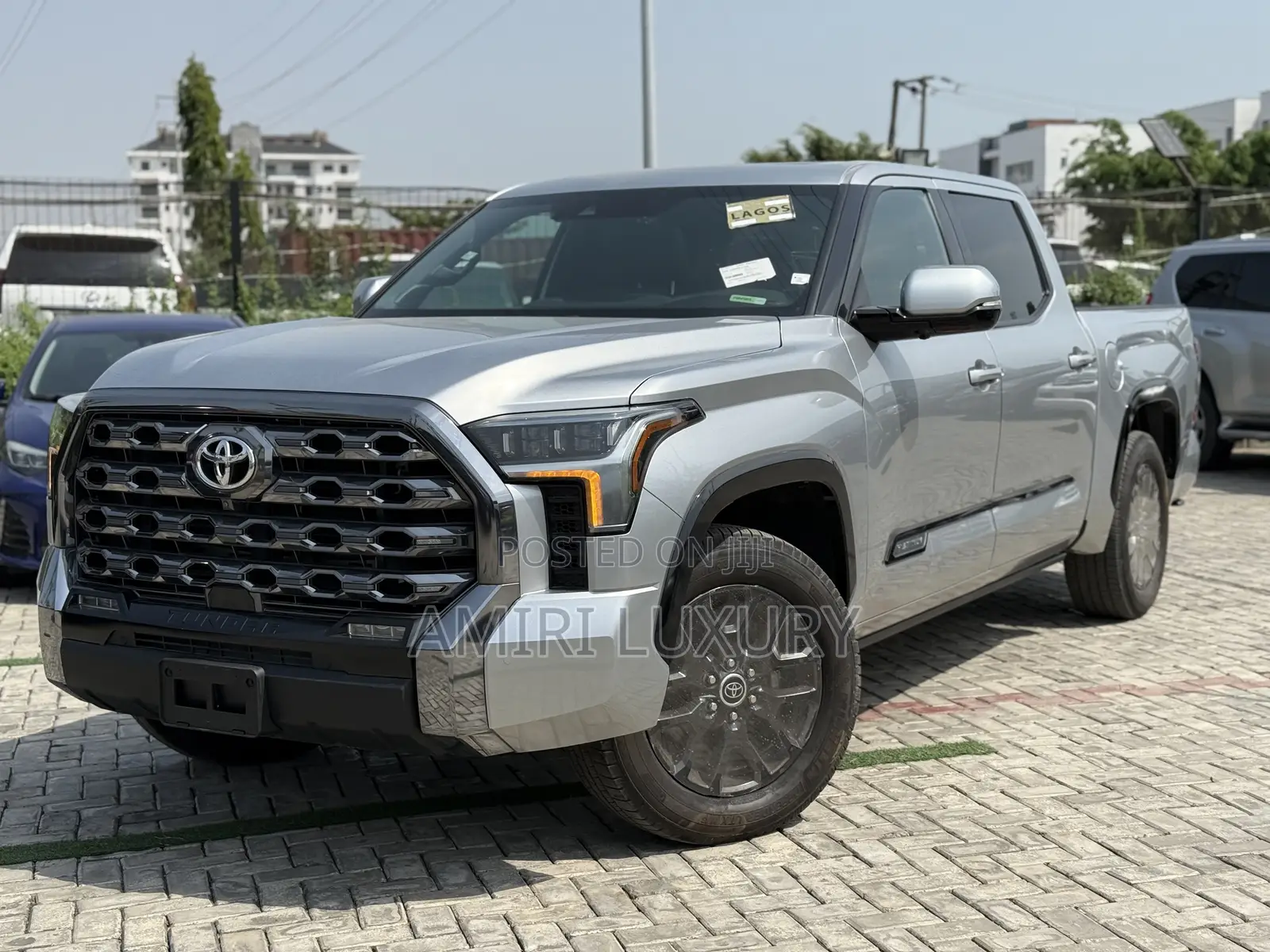 Toyota Tundra Platinum 2022 Silver