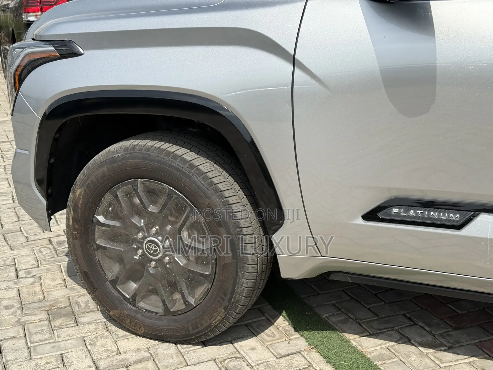 Toyota Tundra Platinum 2022 Silver