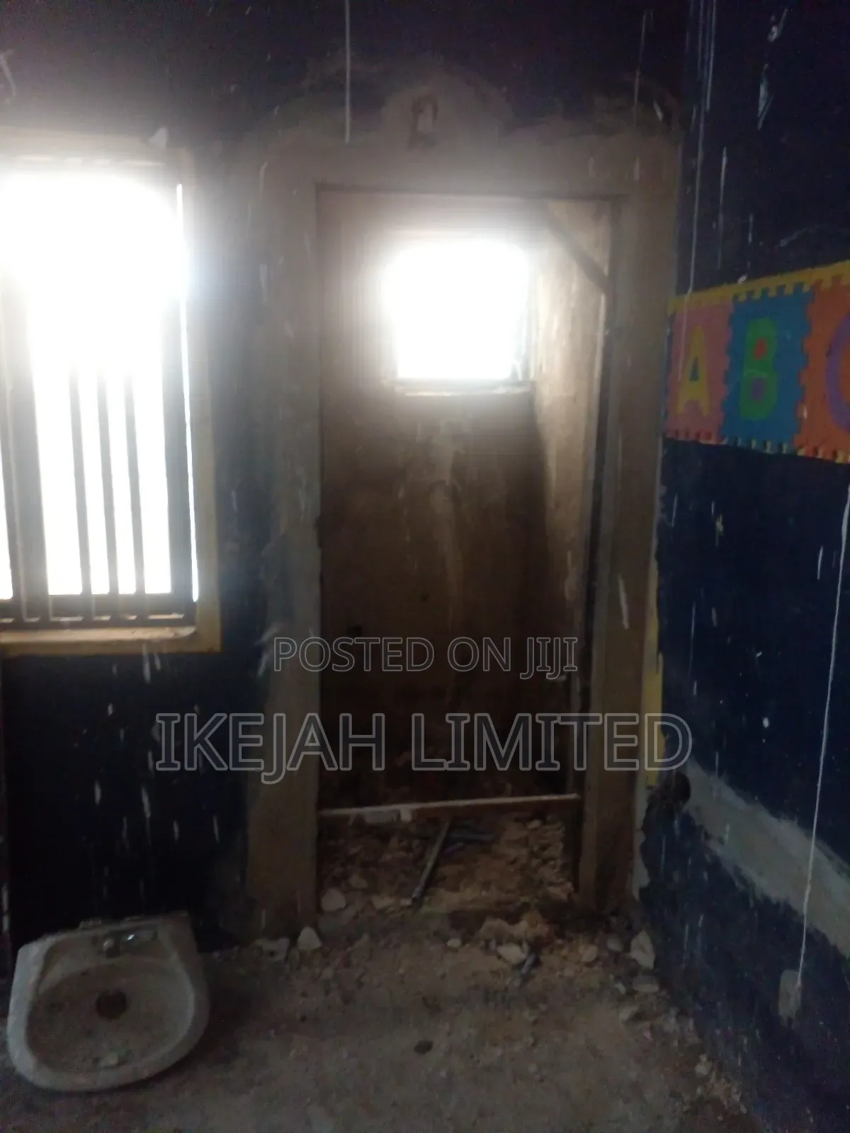 3bdrm Block of Flats in Ogba for rent