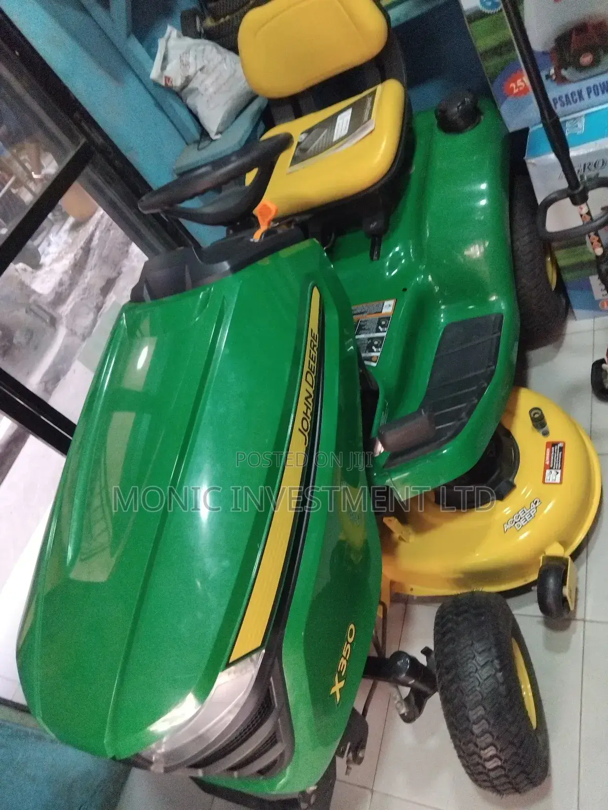Moving Lawnmower John Derre
