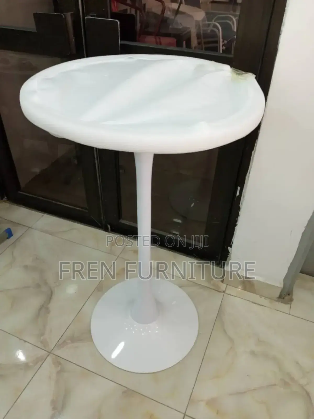 Imported Luxury Round Table
