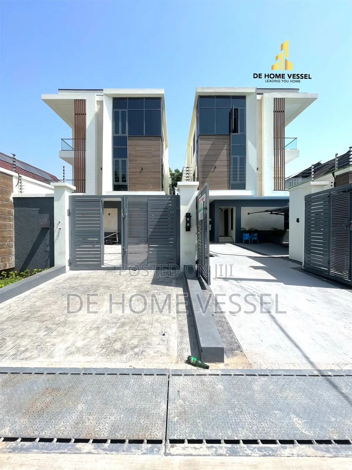 5bdrm Duplex in Lekki Phase 1 for sale