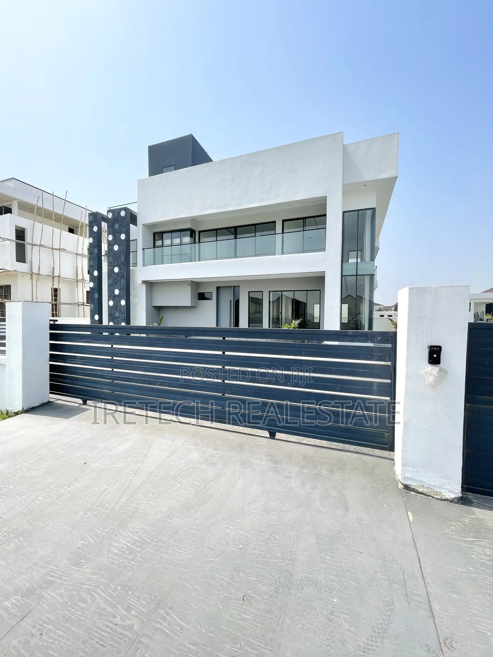 5bdrm Duplex in Royal Garden Estate for sale