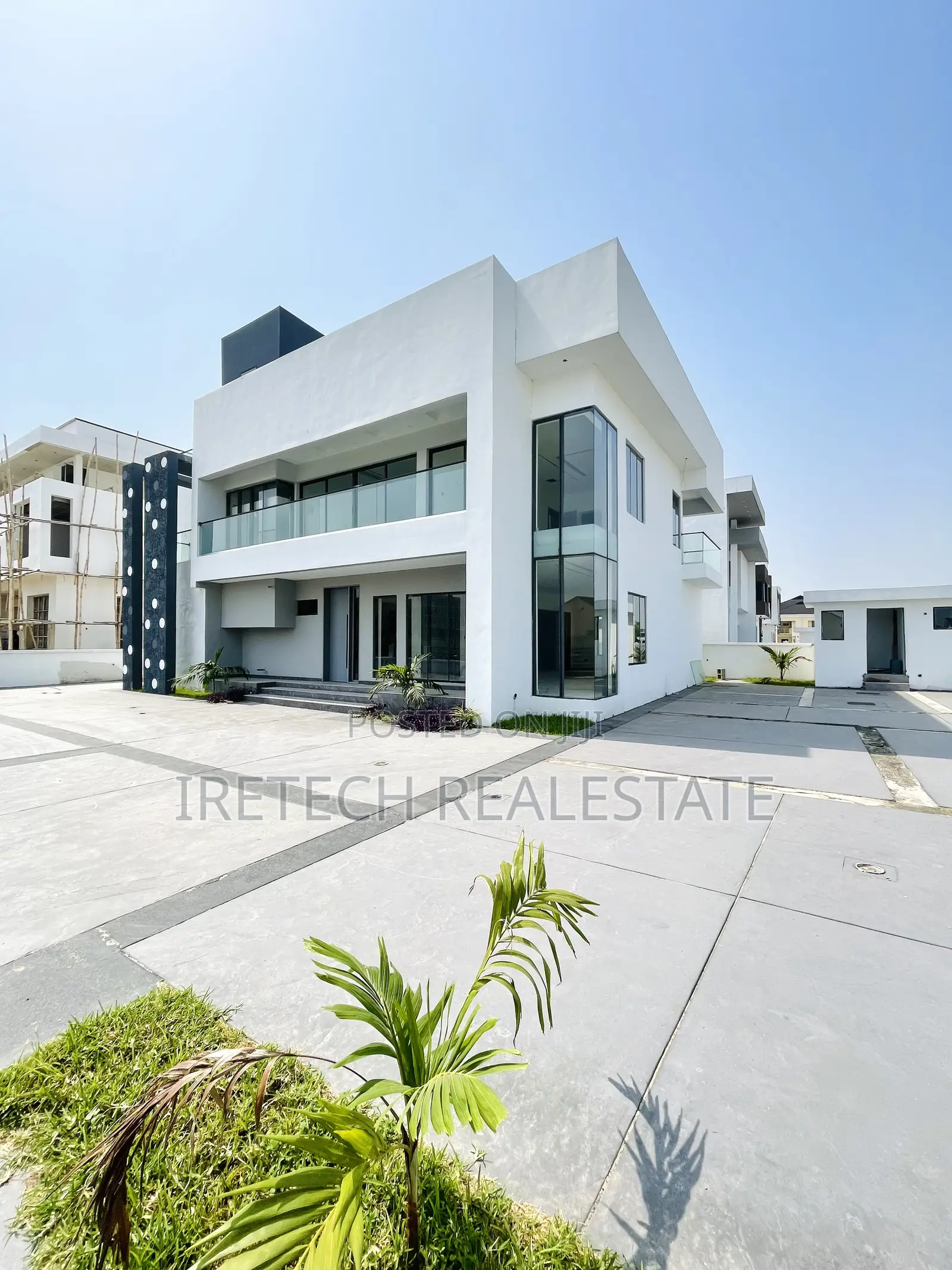 5bdrm Duplex in Royal Garden Estate for sale