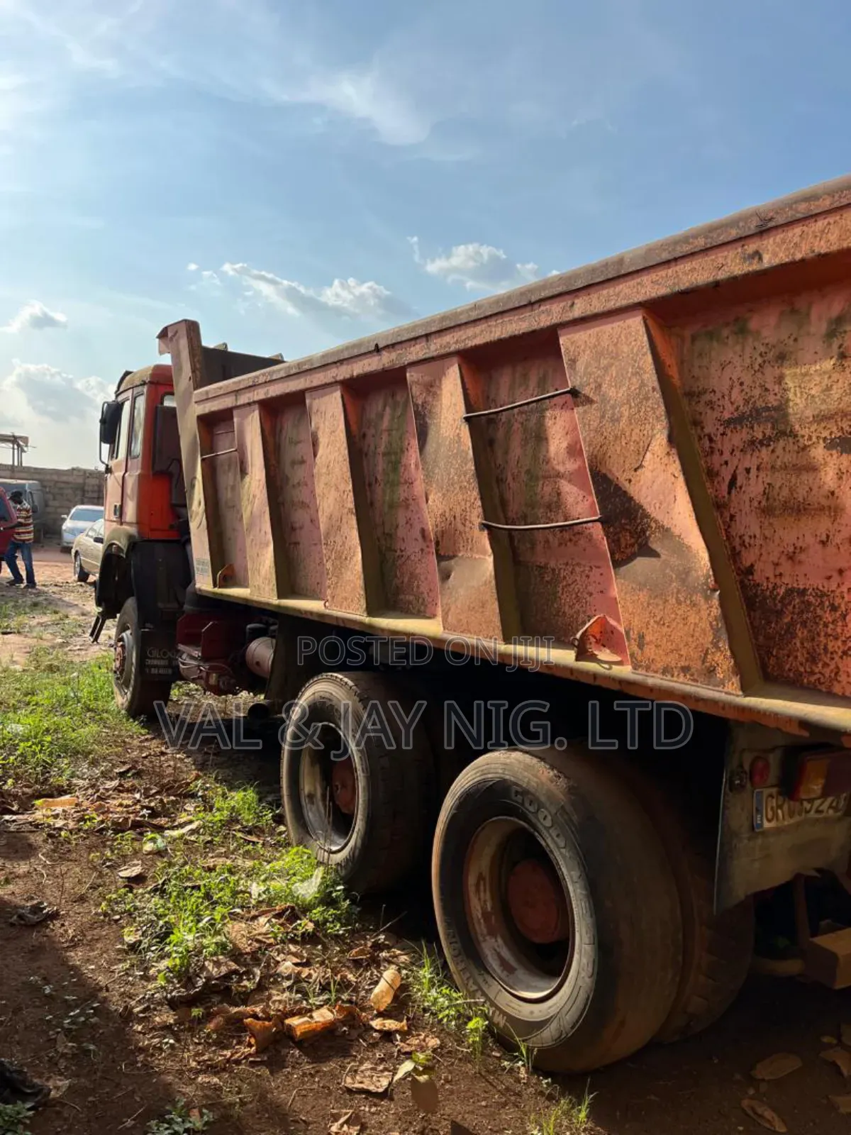 IVECO 10' Tyres Tipper Truck 1998 Orange