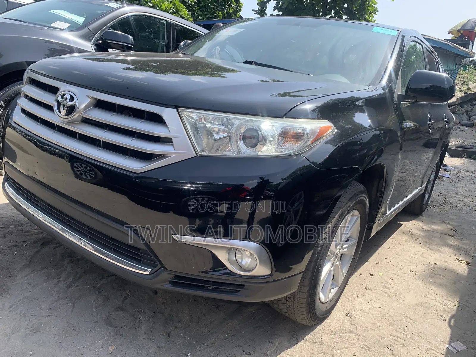 Toyota Highlander Limited 3.5l 4WD 2013 Black