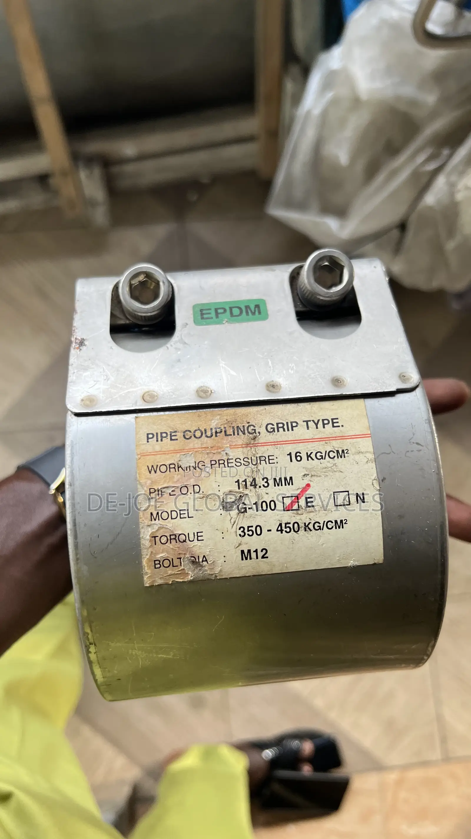 Pipe Clamp Straub Rubber NBR 100A (4inches)
