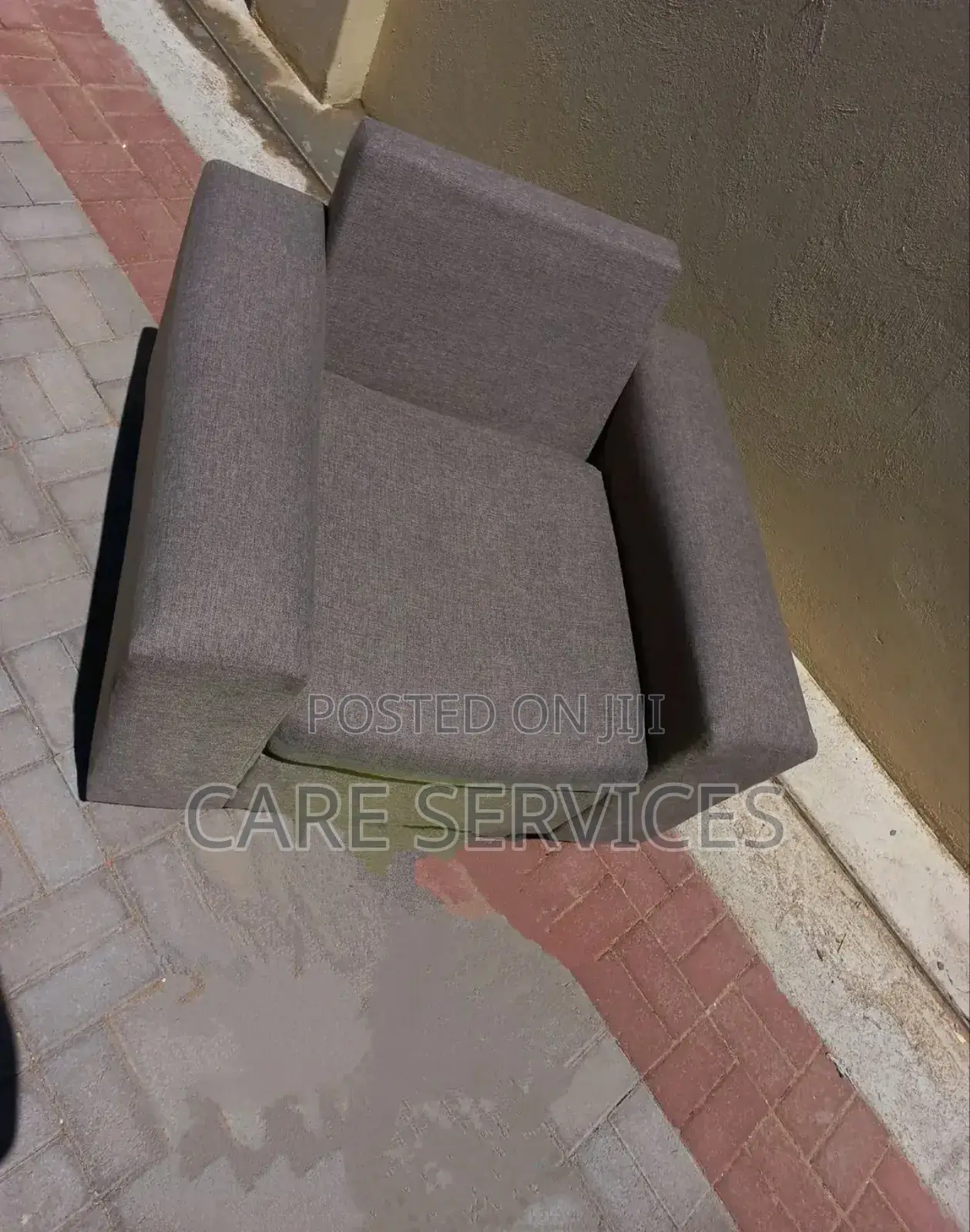 Top Rated Upholstery Sofa/ Chair Cleaning