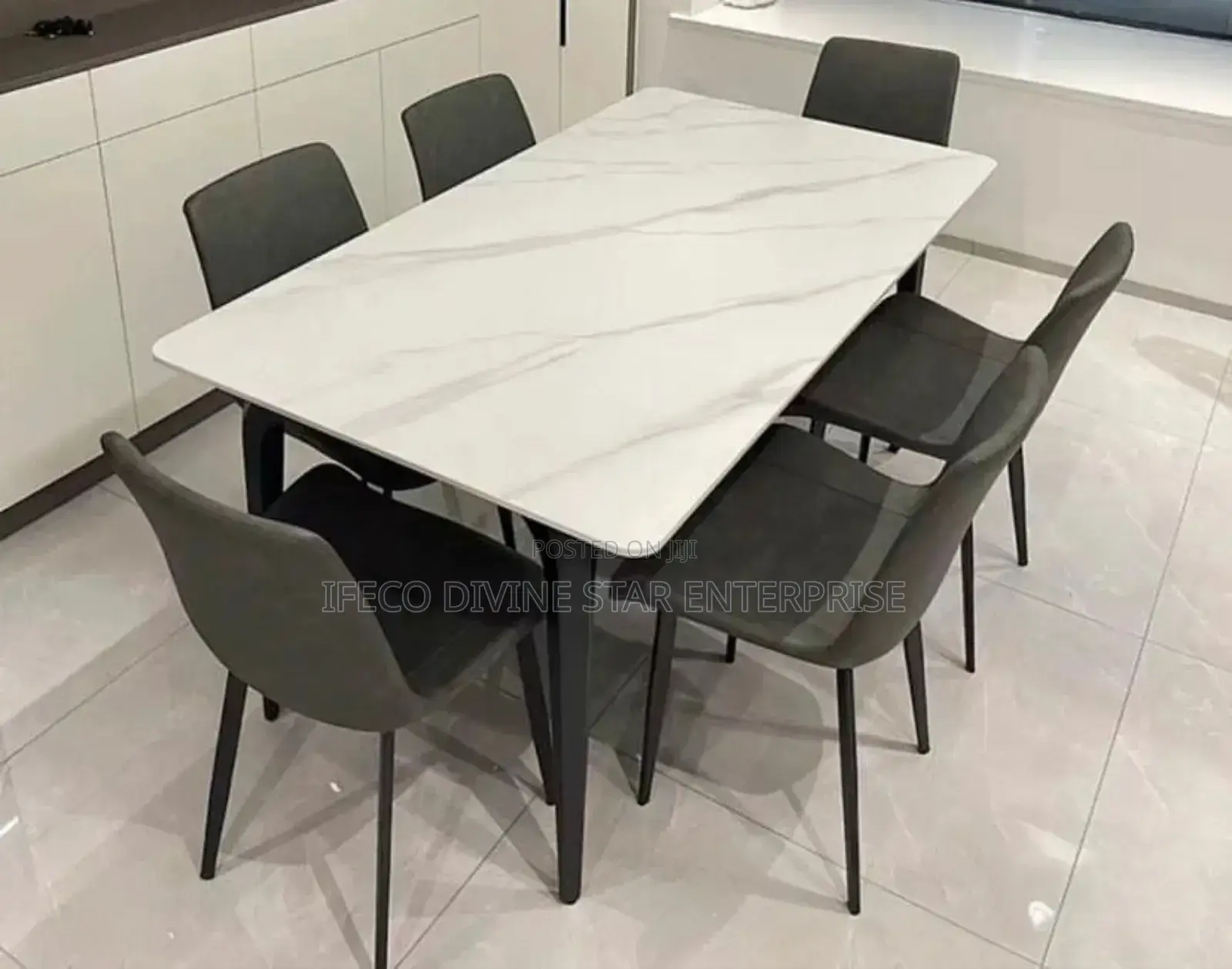 6-Seater Luxury Dining Table With Chairs