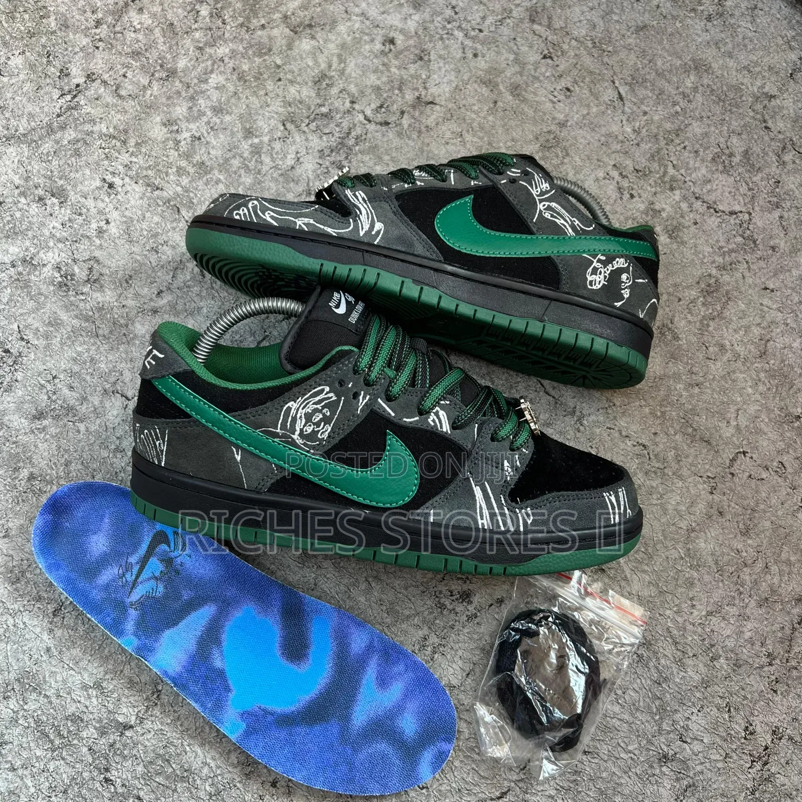 Original Nike SB Dunk Low There Skateboards SNKS