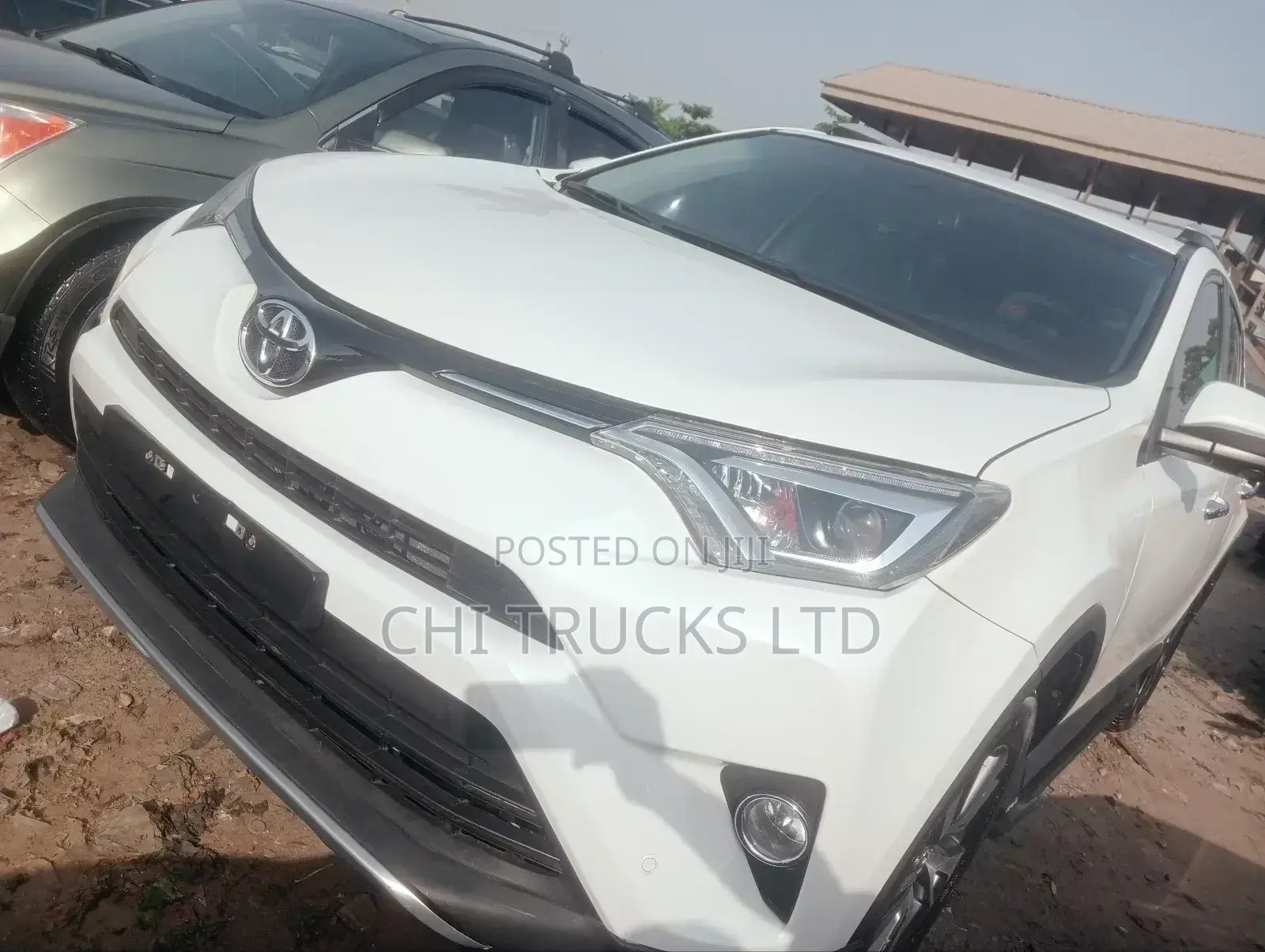 Toyota RAV4 Limited 4dr SUV (2.5L 4cyl 6A) 2015 White
