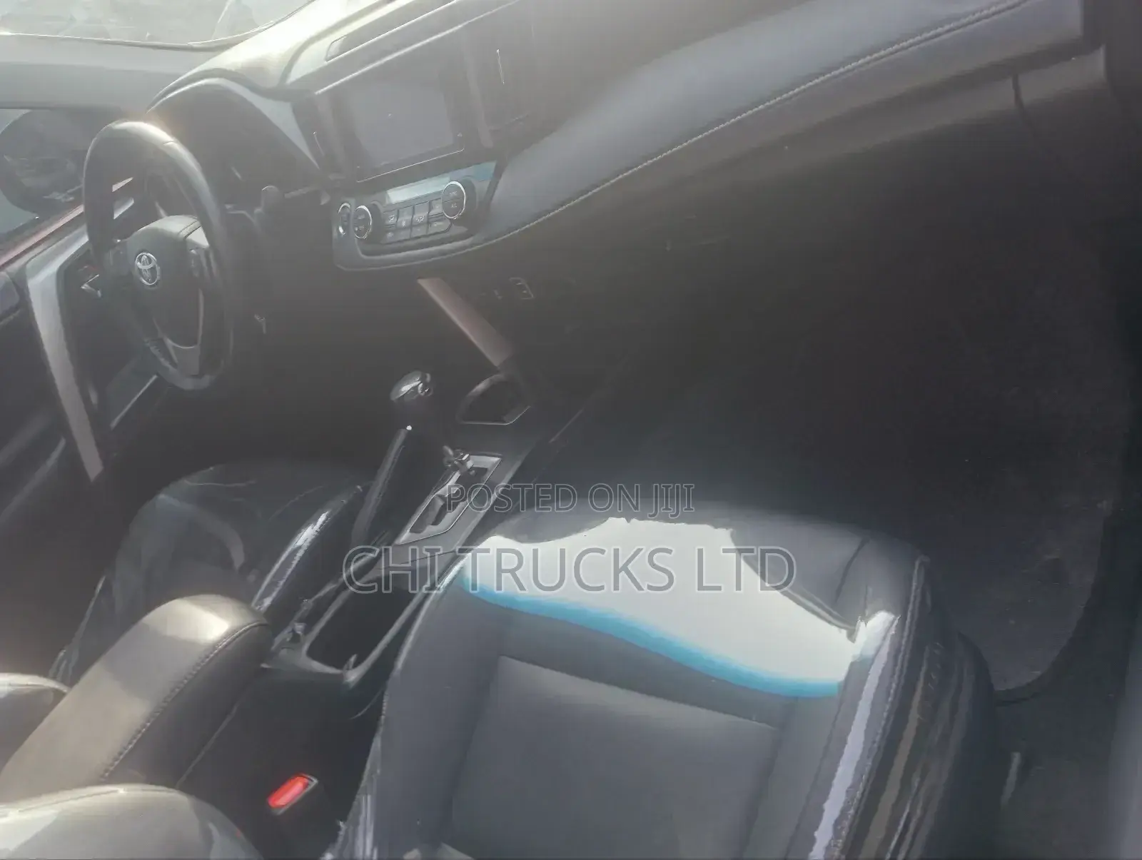 Toyota RAV4 Limited 4dr SUV (2.5L 4cyl 6A) 2015 White