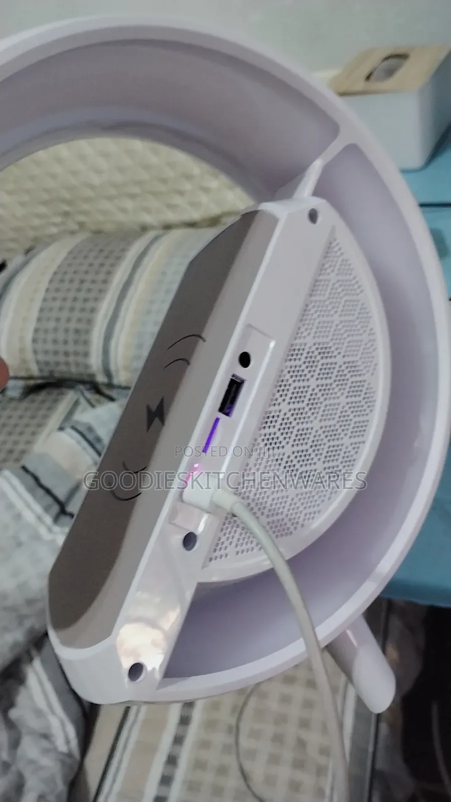 Led Wireless Charging Speaker