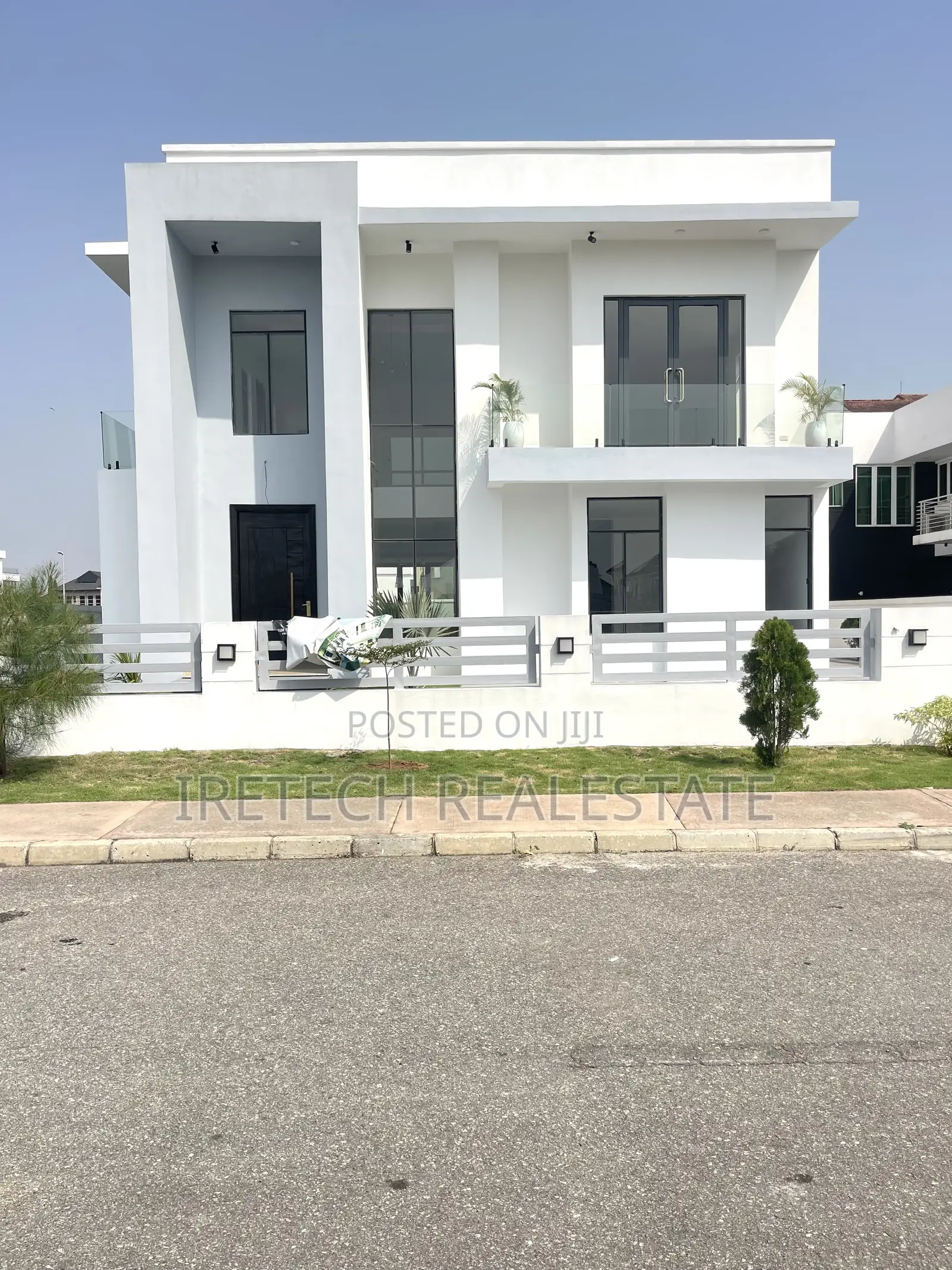 5bdrm Duplex in Royal Garden Estate for sale
