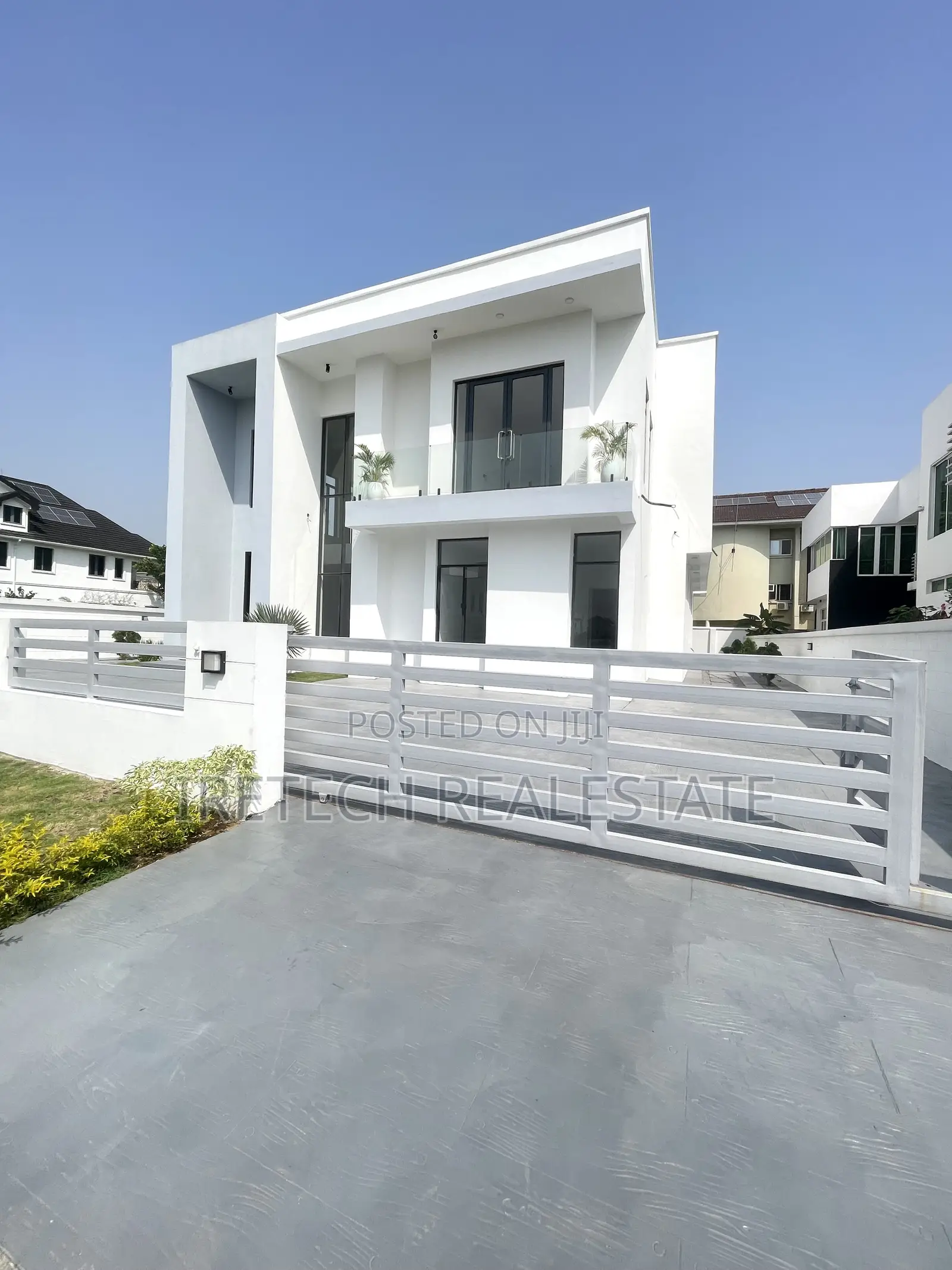 5bdrm Duplex in Royal Garden Estate for sale