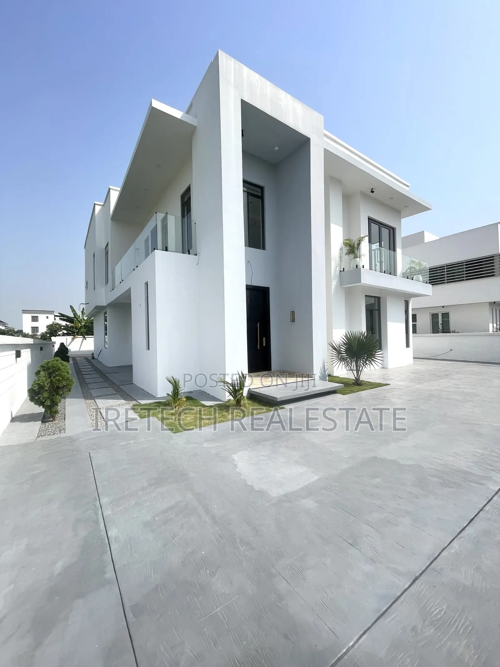 5bdrm Duplex in Royal Garden Estate for sale
