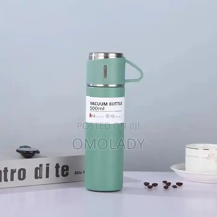Stainless Steel Vacuum Flask With 2 Tea Cups Gift Set