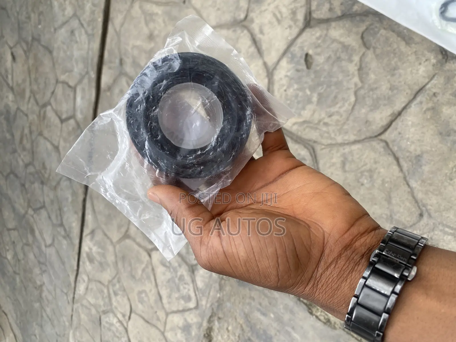 Front Cover Oil Seal Range Rover Sports 2010