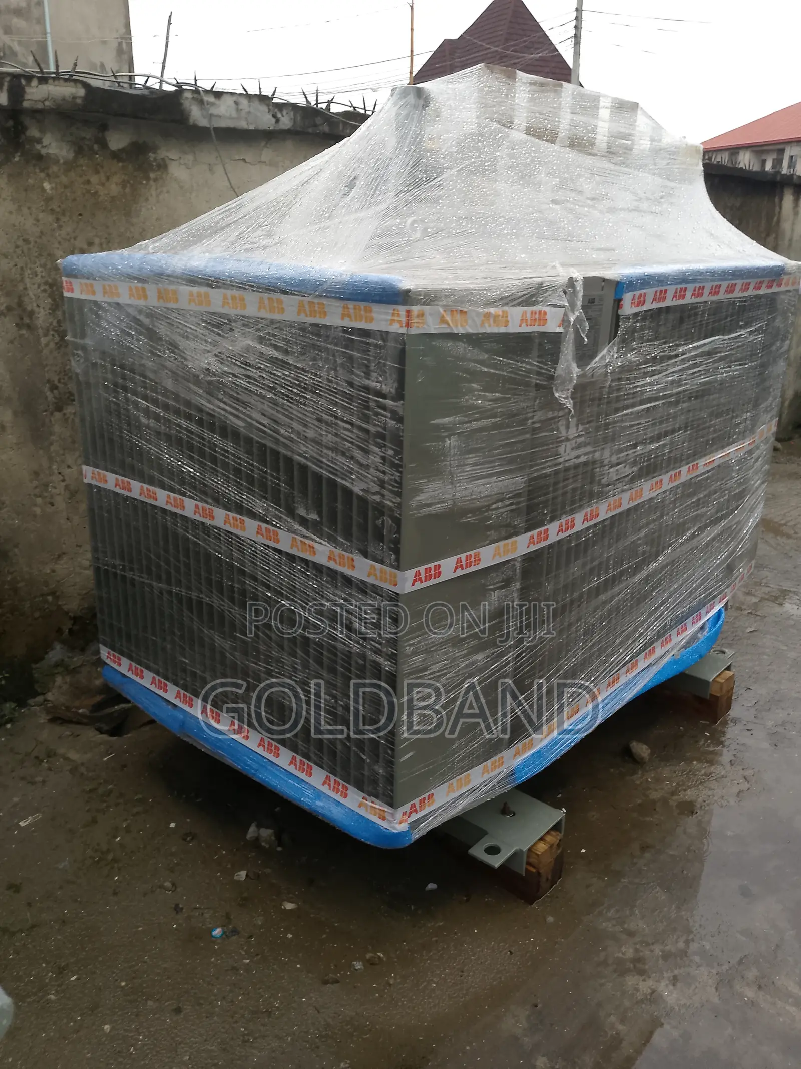 Abb 2000kva/11 Shock-Shield Power Distribution Transformer