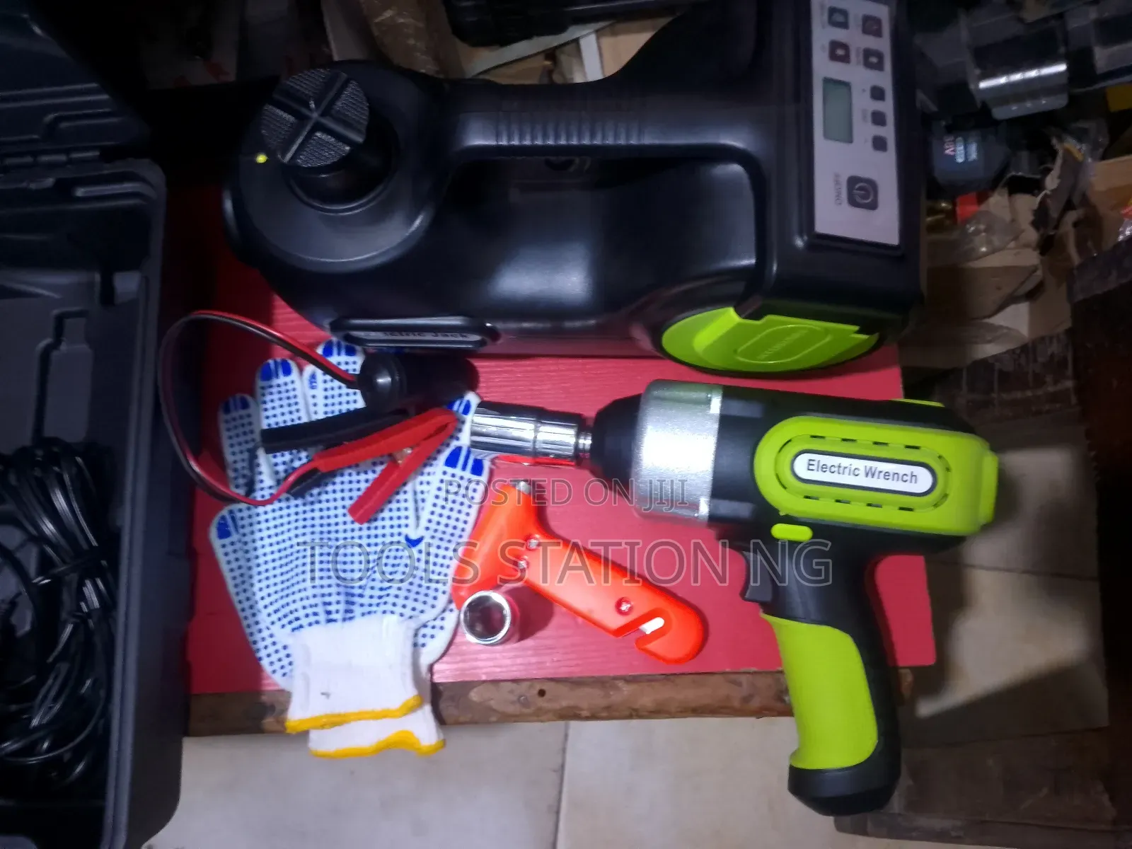 PROMO!! 4 in 1 Electric Jack Car Care Kit