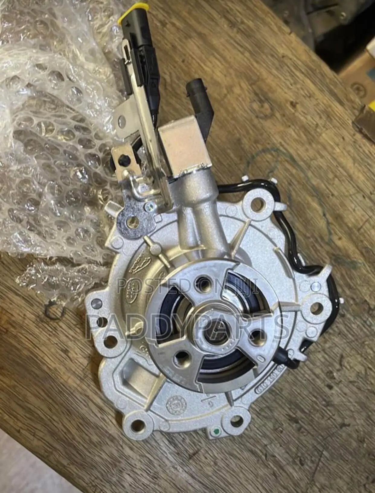 Land Rover Defender Water Pump 2020-2023