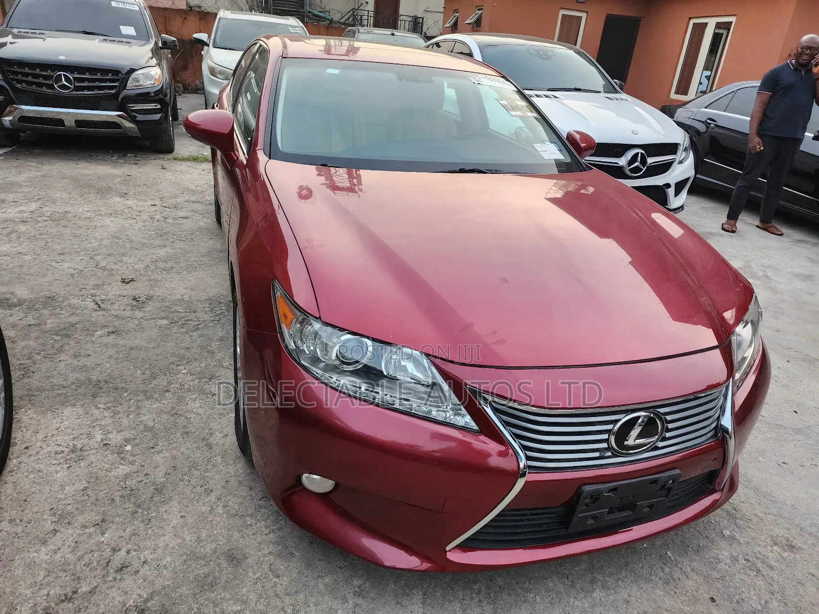 Lexus ES 350 FWD 2013 Red