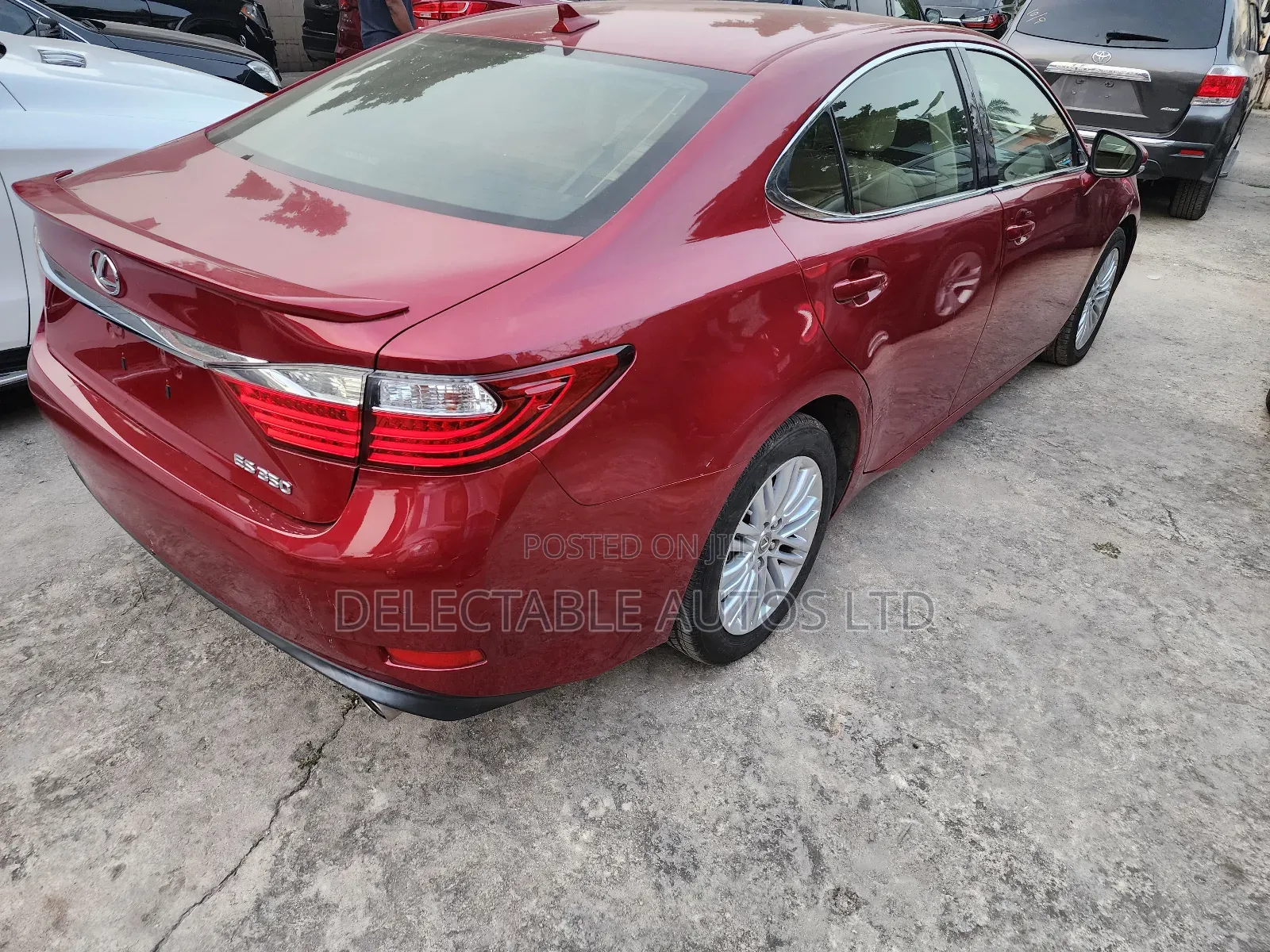 Lexus ES 350 FWD 2013 Red