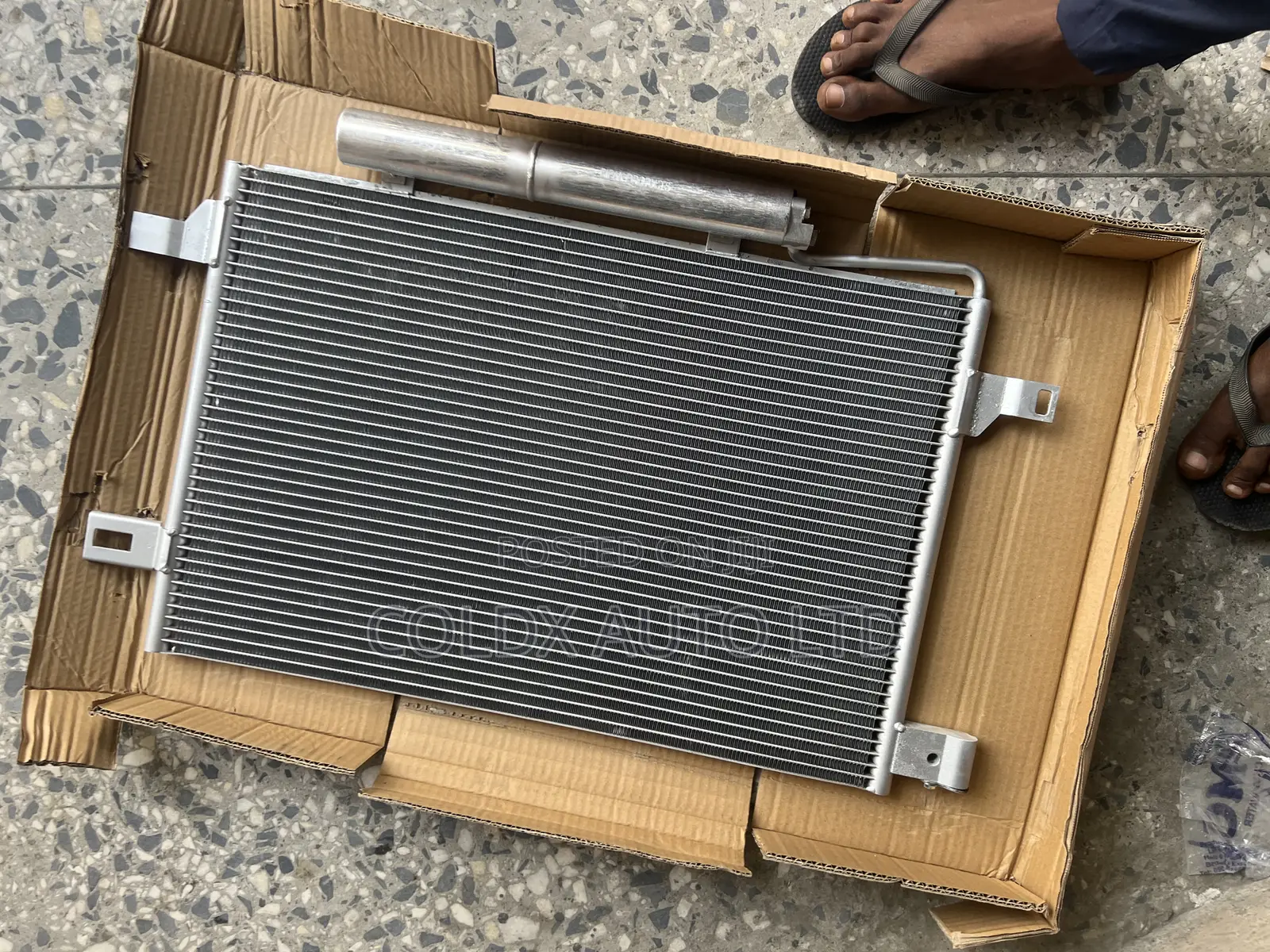 Brand New Mercedes Benz Condenser B200 B300