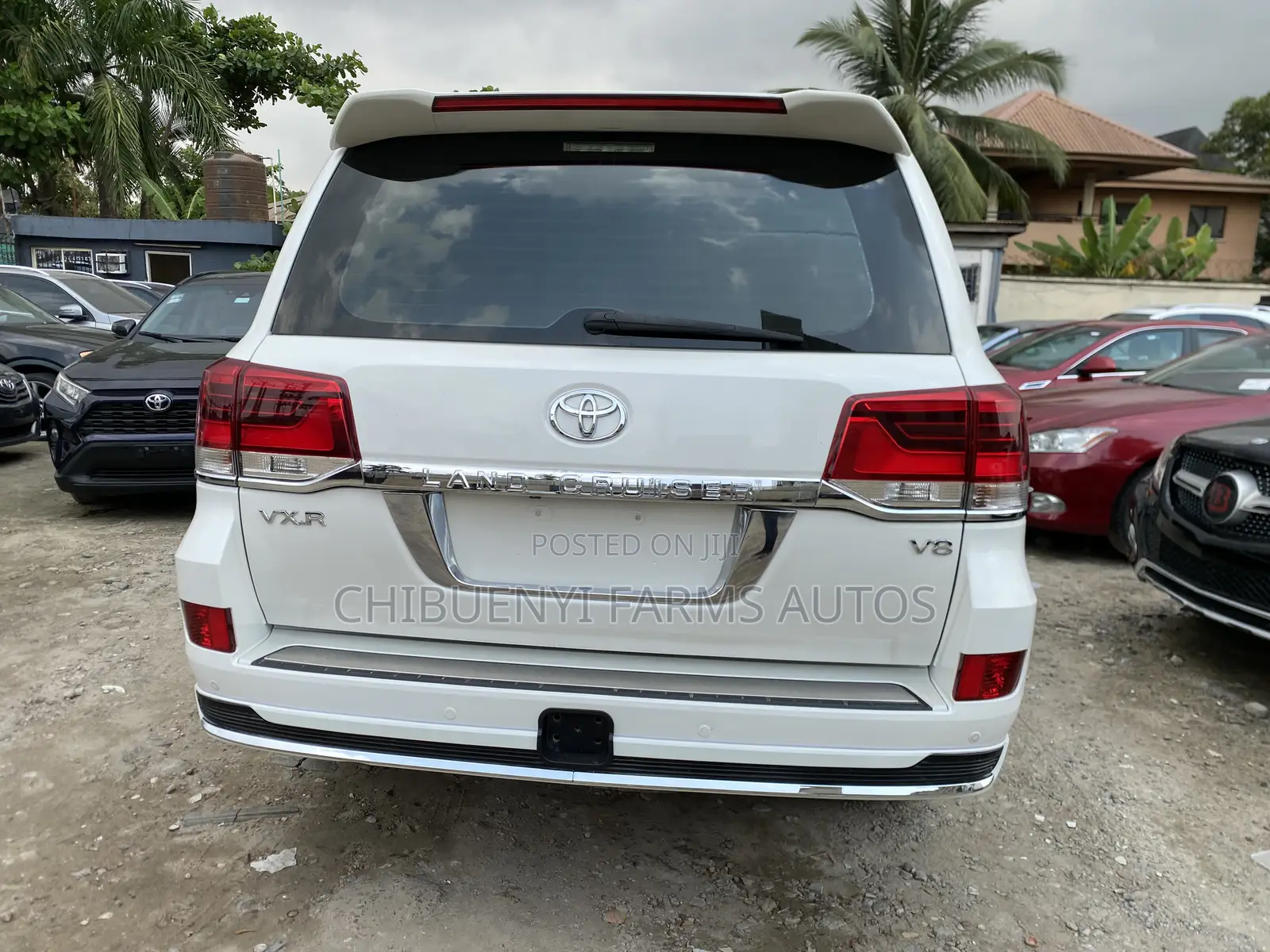 Toyota Land Cruiser 5.7 V8 VXR 2017 White