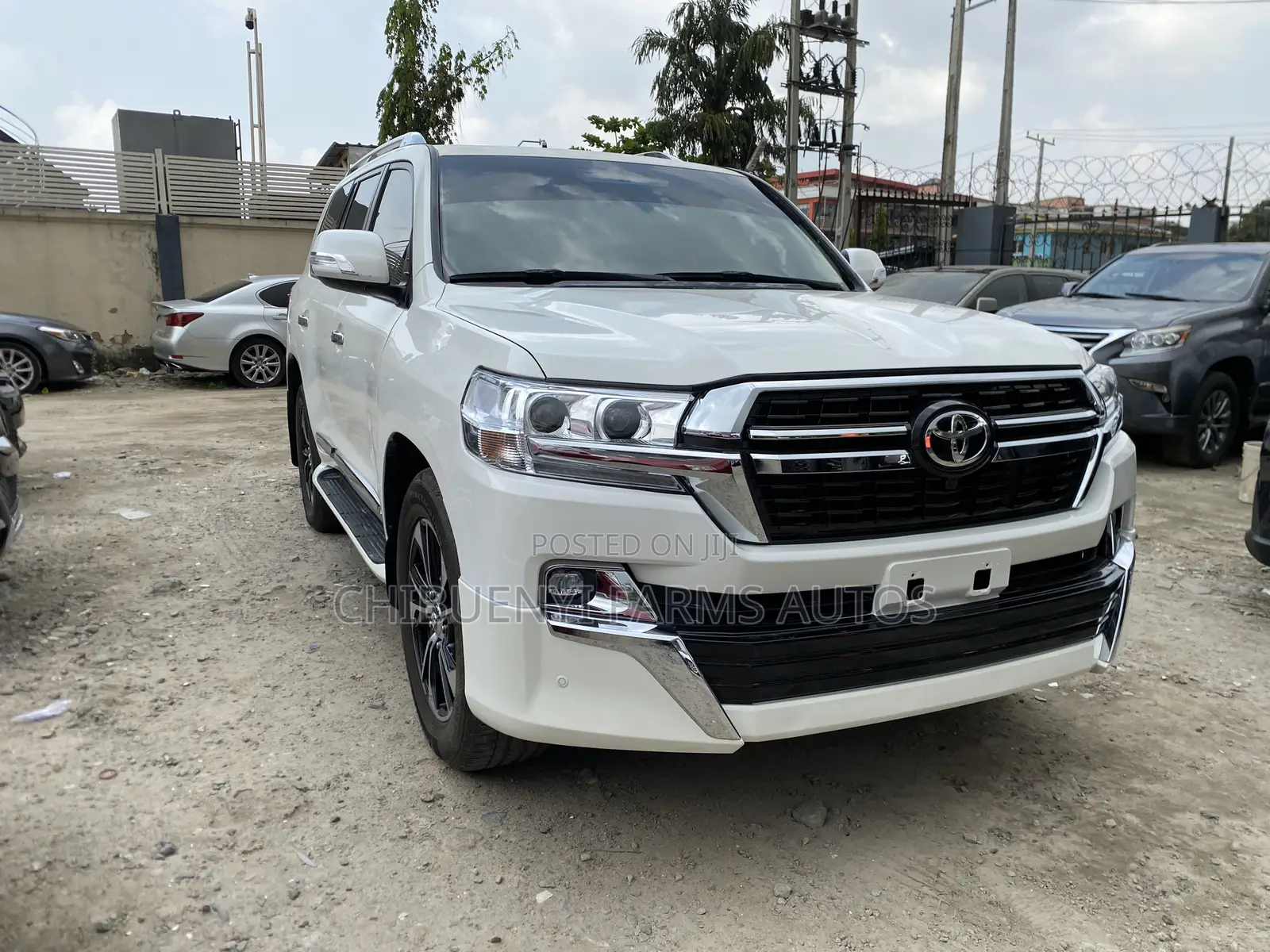 Toyota Land Cruiser 5.7 V8 VXR 2017 White