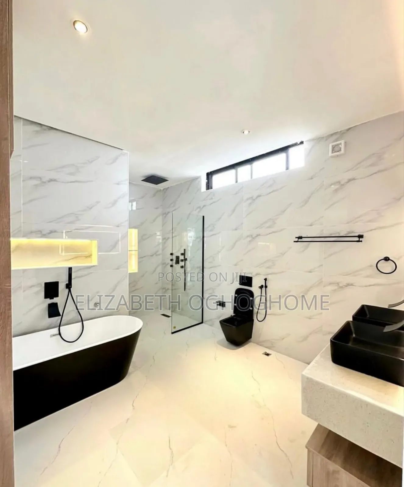 5bdrm Duplex in Lekki for sale