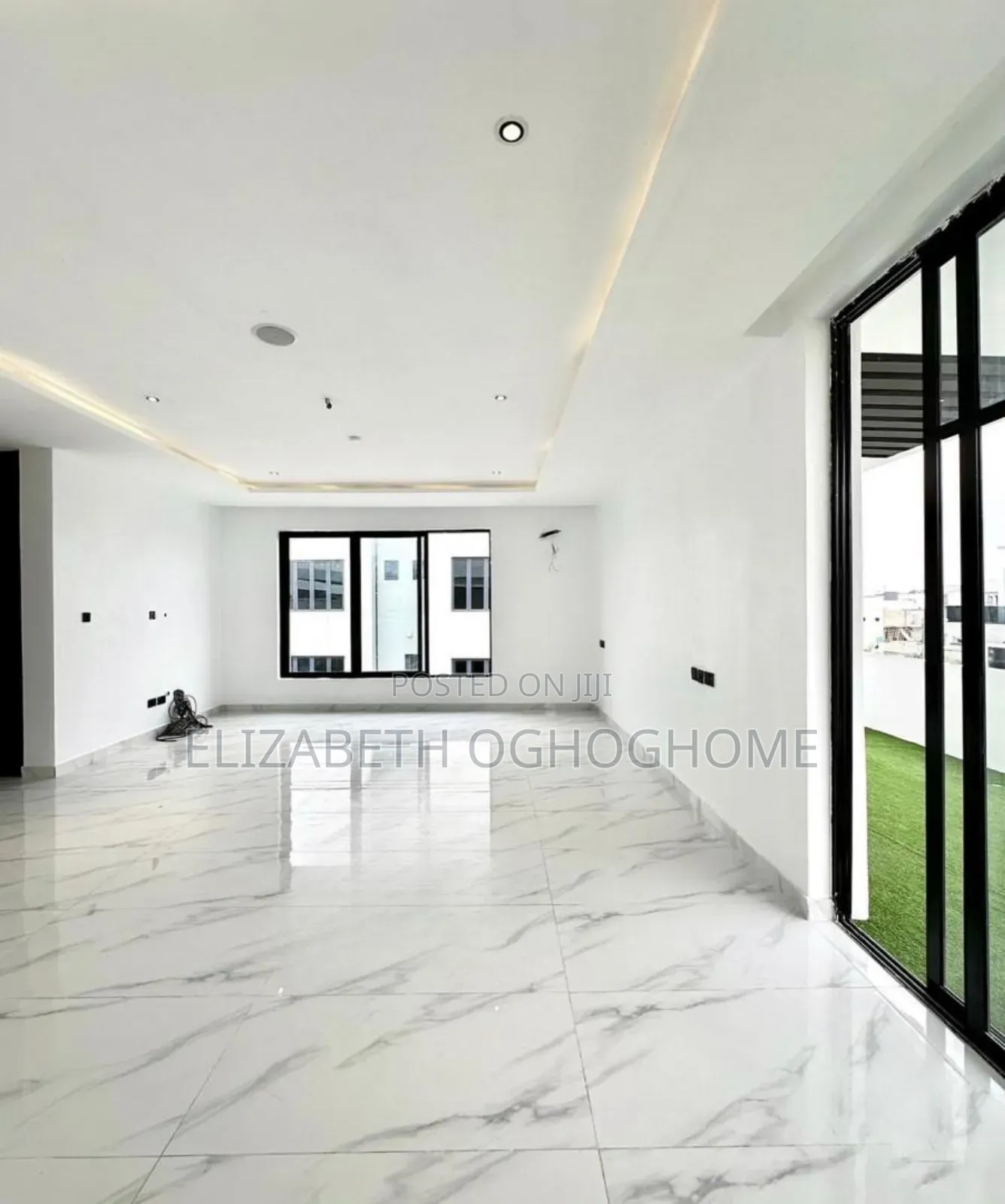 5bdrm Duplex in Lekki for sale